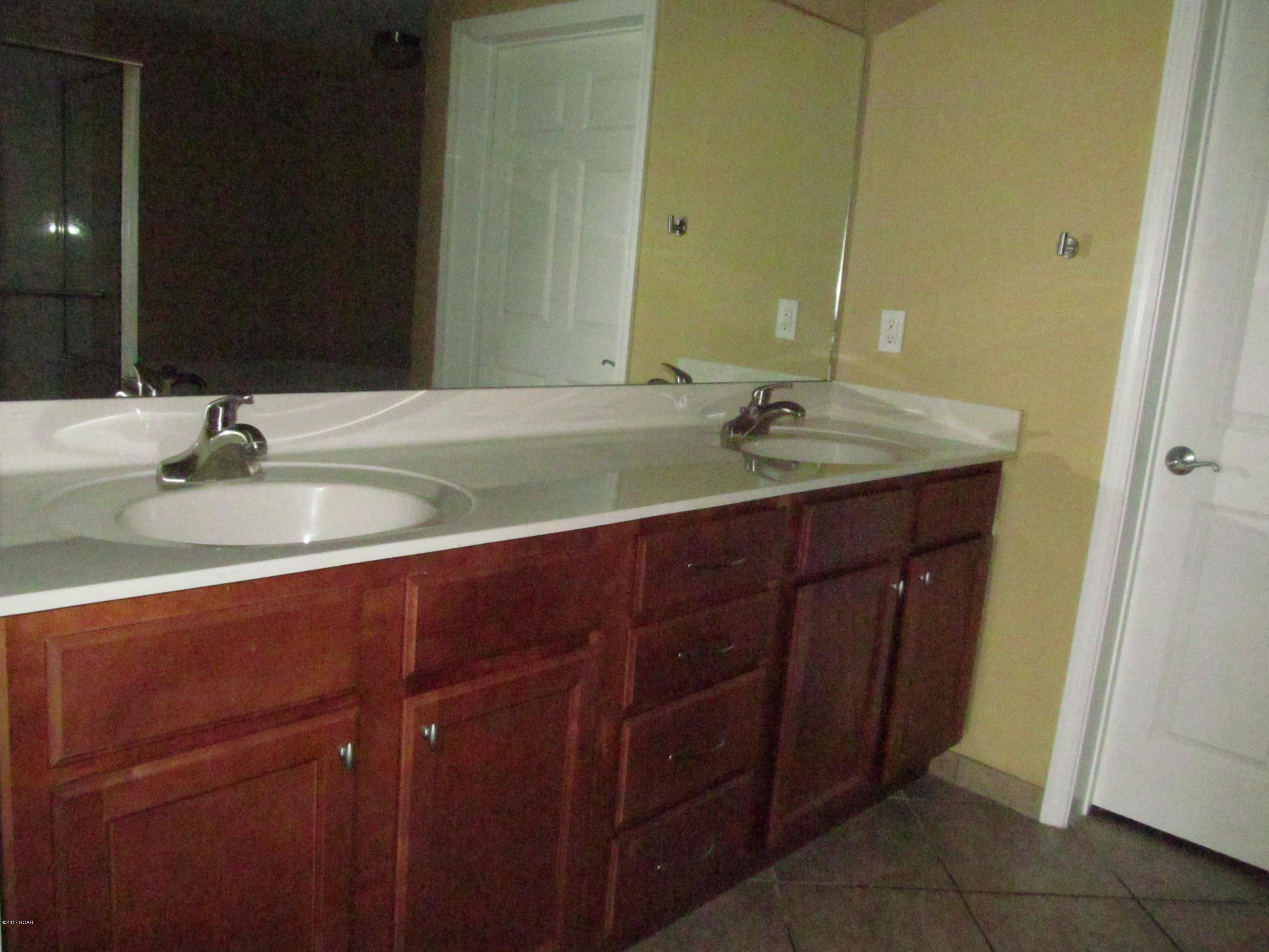 Magnolia Bay Club - Residential Lease