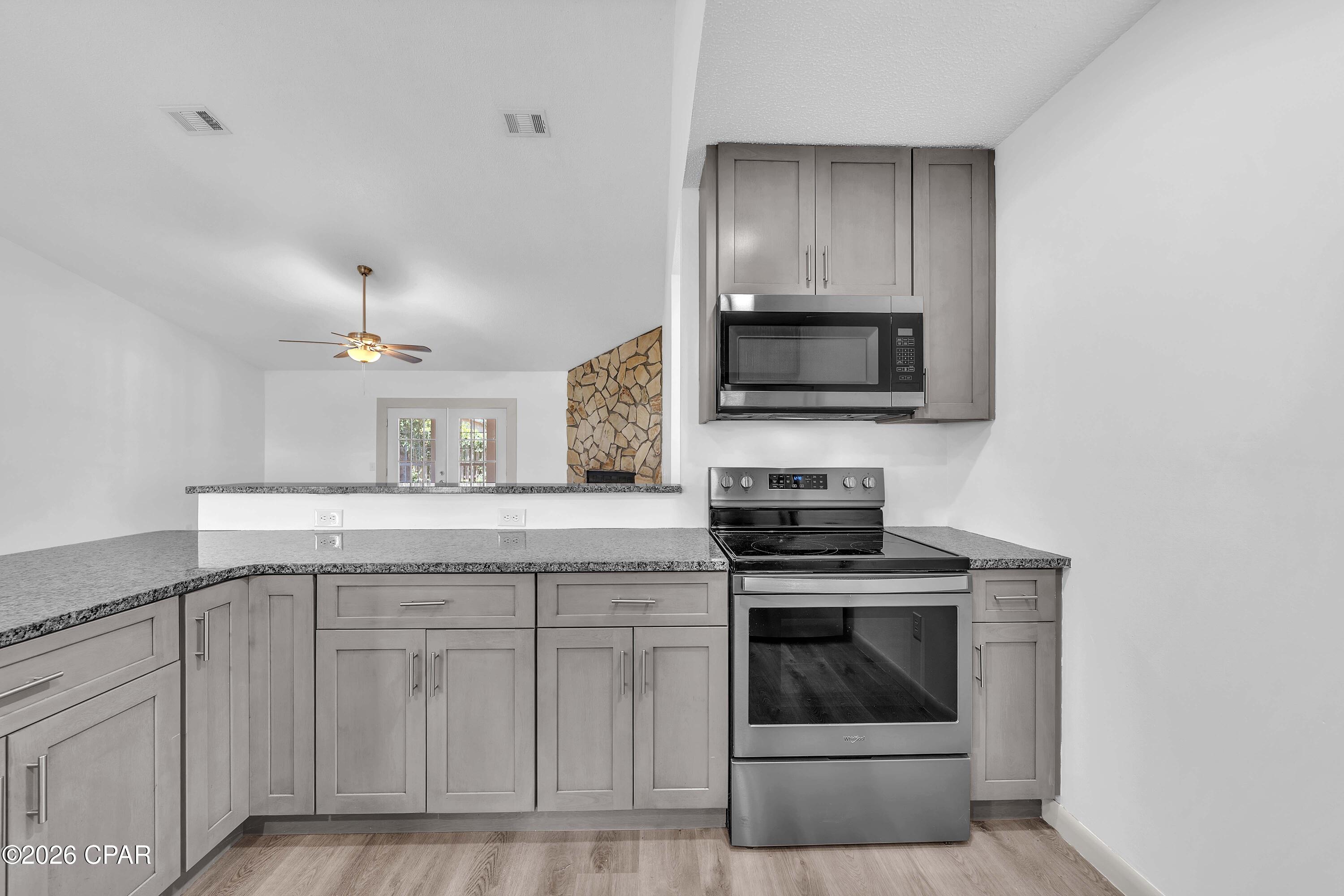 North Lagoon Oaks 6th Add - Residential
