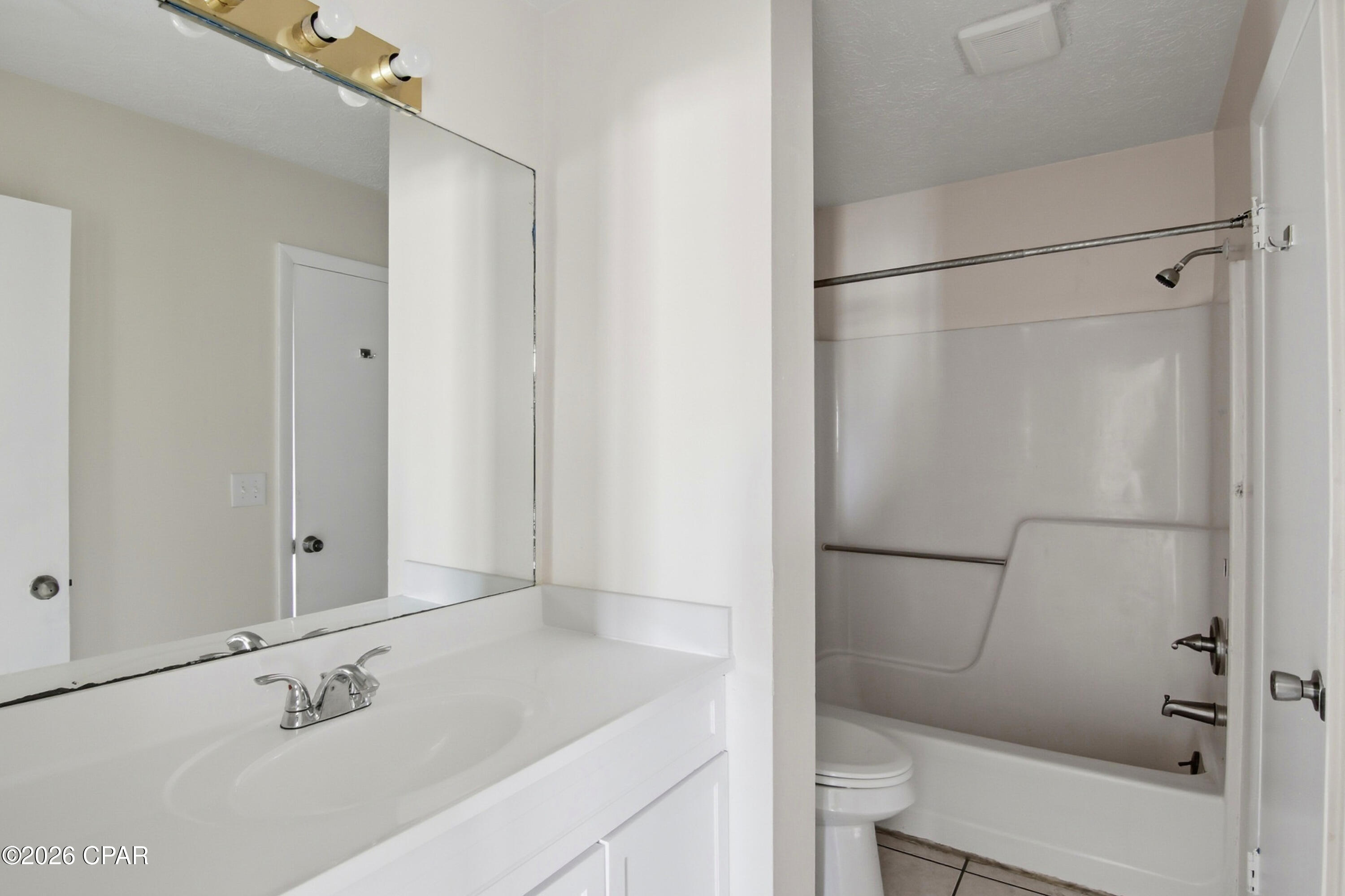 Venetian Villa 3rd Add - Residential