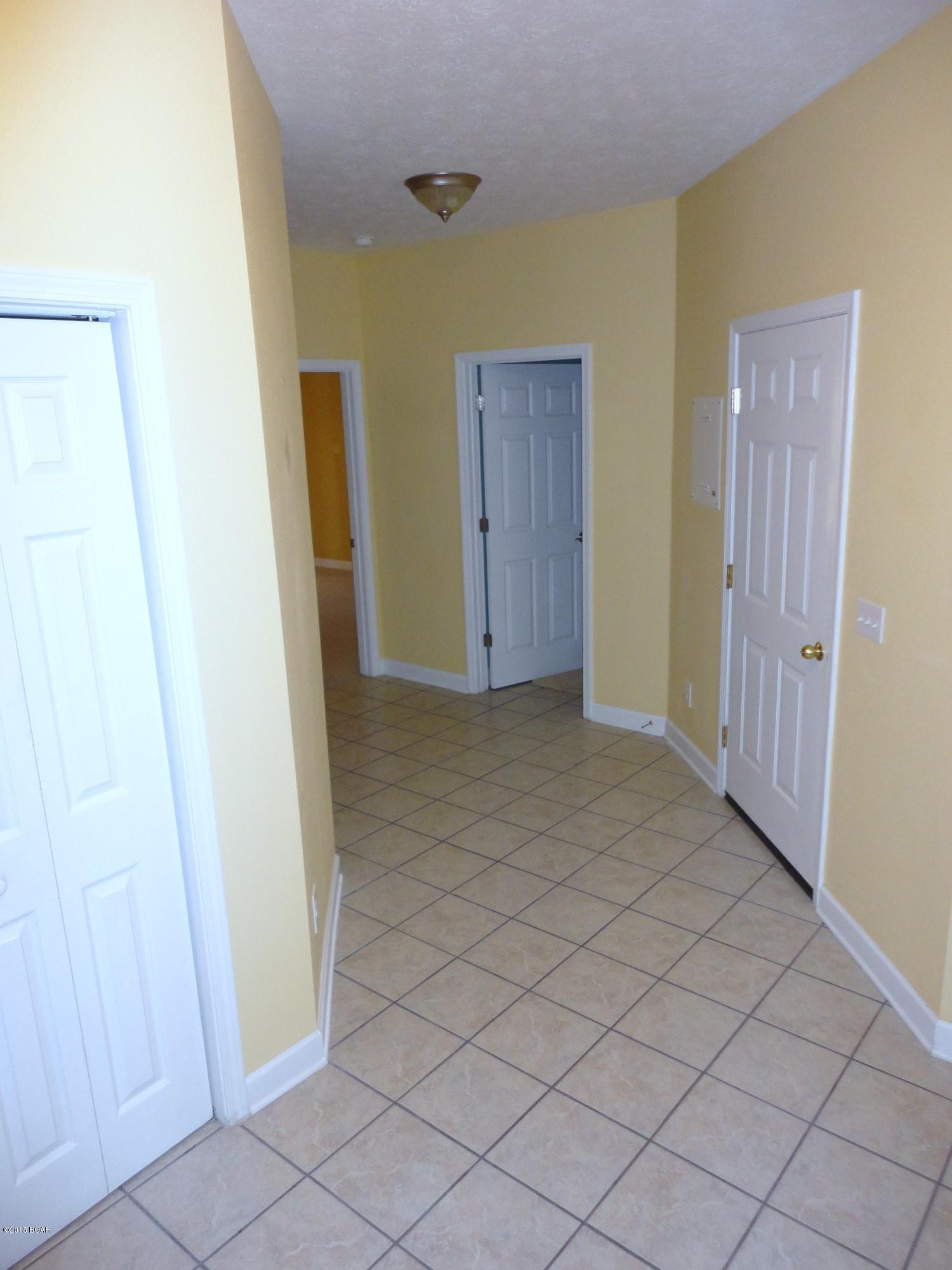 Grand Lagoon Villa - Residential