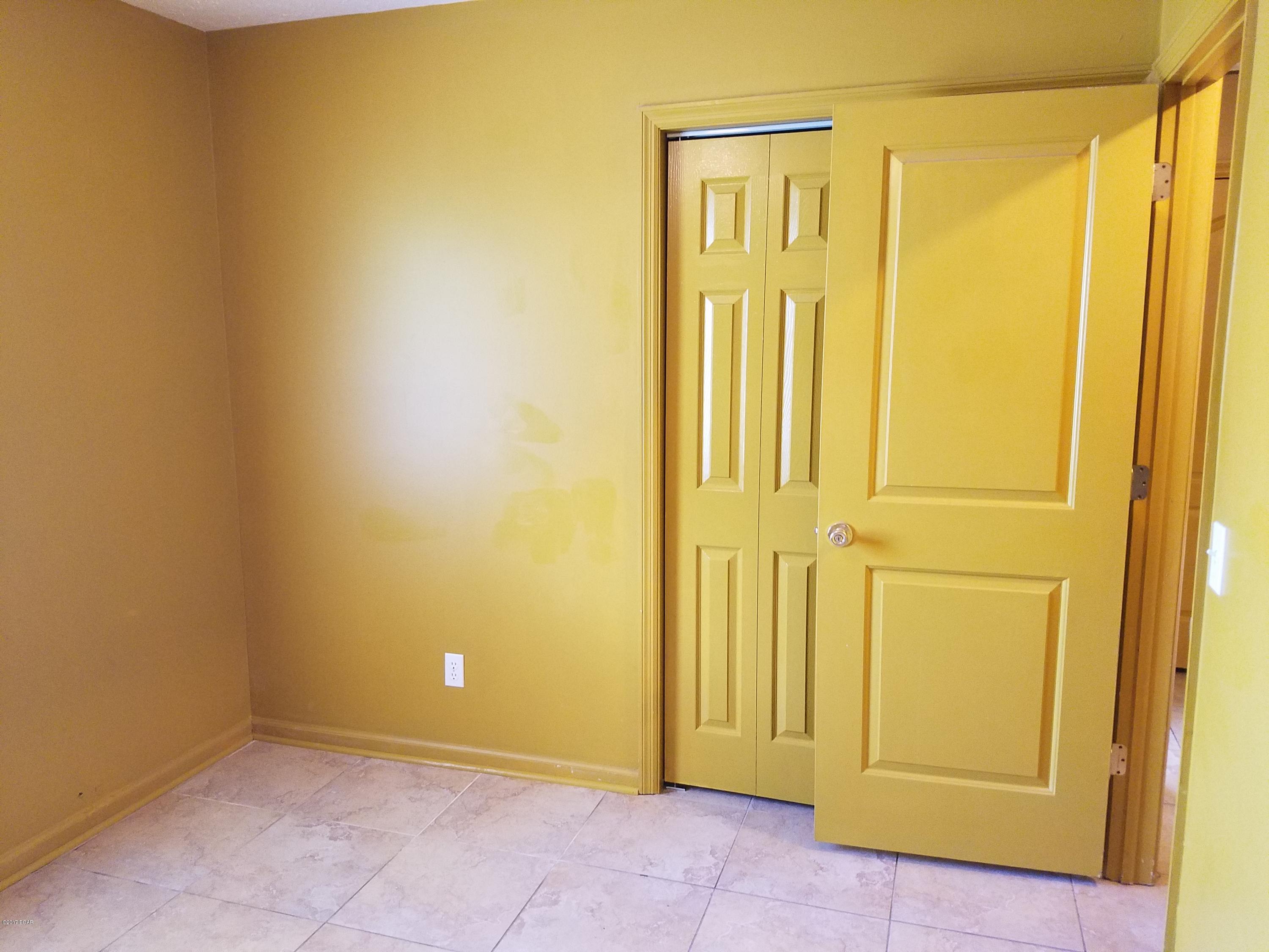 Hutchison's 1st To Bahama Bch - Residential Lease