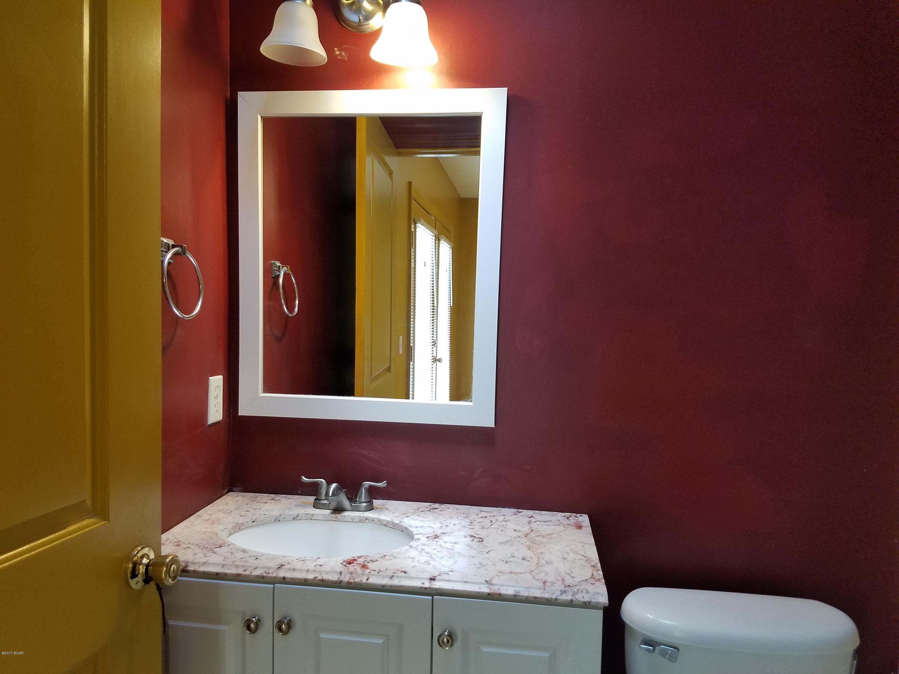 Hutchison's 1st To Bahama Bch - Residential Lease