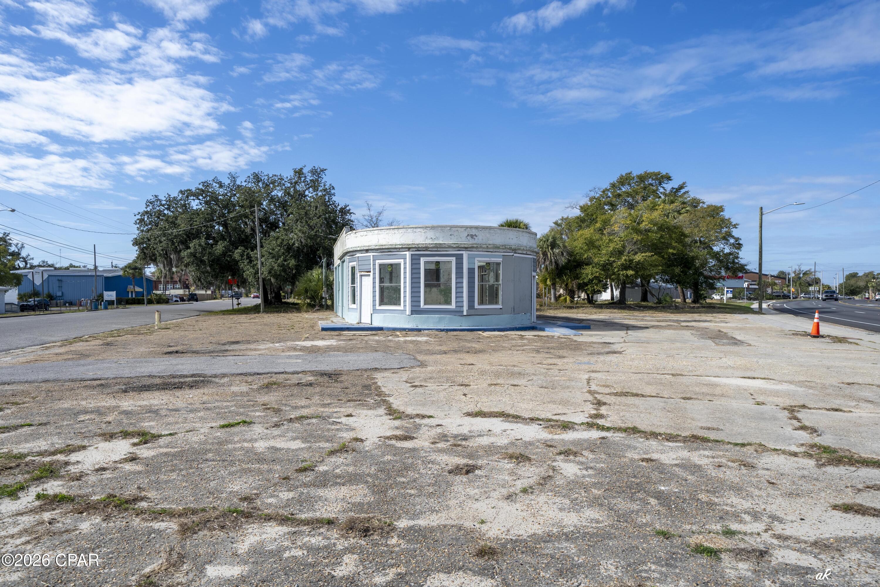 [No Recorded Subdiv] - Land