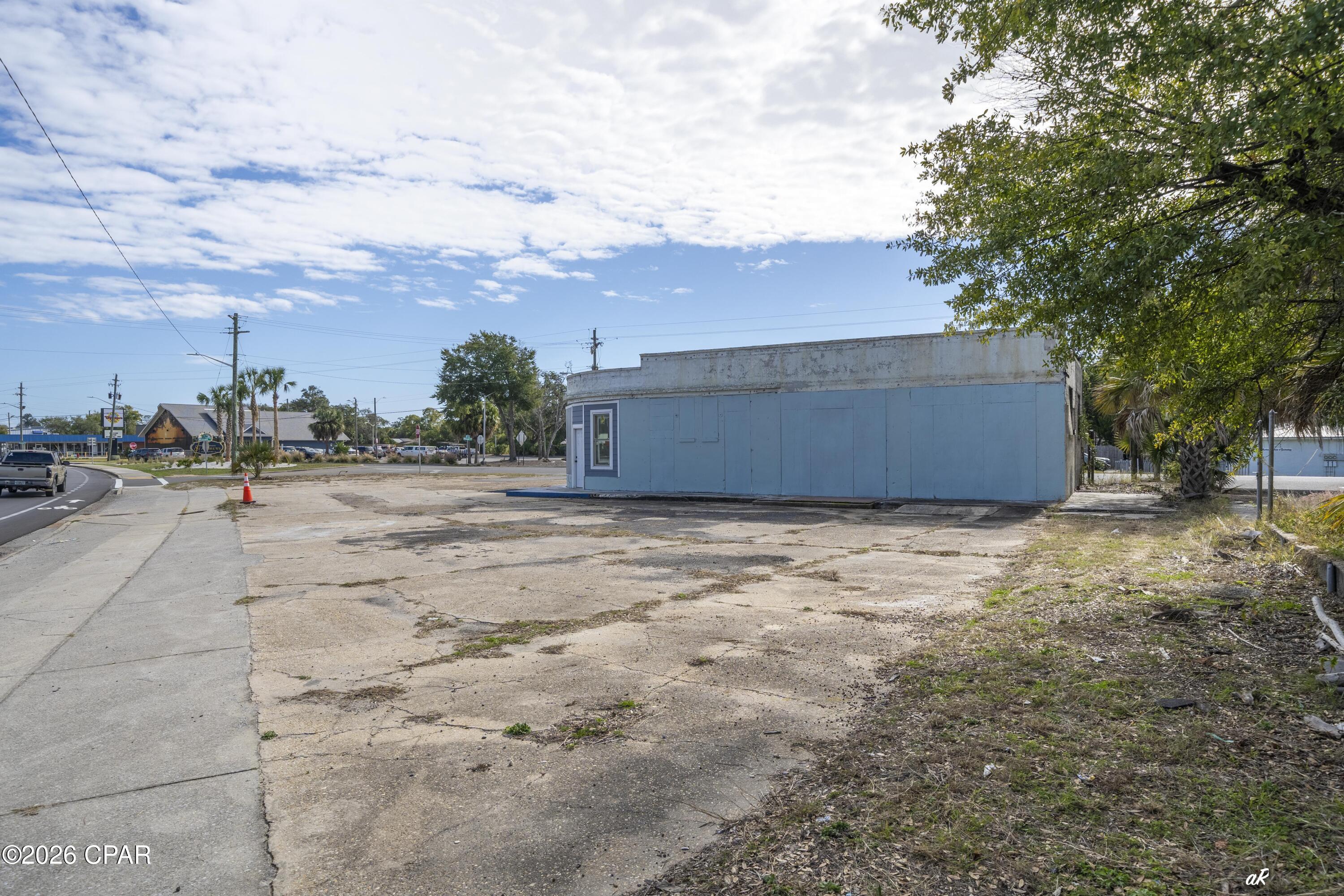 [No Recorded Subdiv] - Land