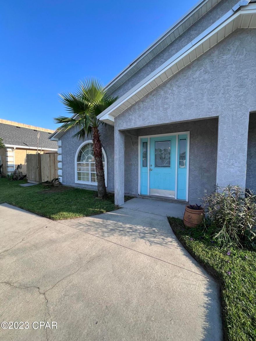 Clean two bedroom two bath home with large fenced yard. Conveniently located off of Thomas Dr. close to beach access and within a short drive to town.
Backyard grass is a work in progress.

$1,600.00 a month 

OR

$2,000.00 a month with utilities and yard maintenance included.
**utilities do not include internet or TV.