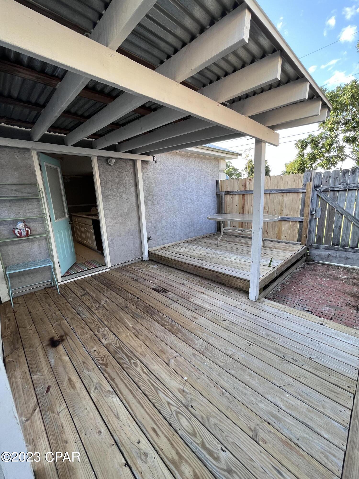 [No Recorded Subdiv] - Residential Lease