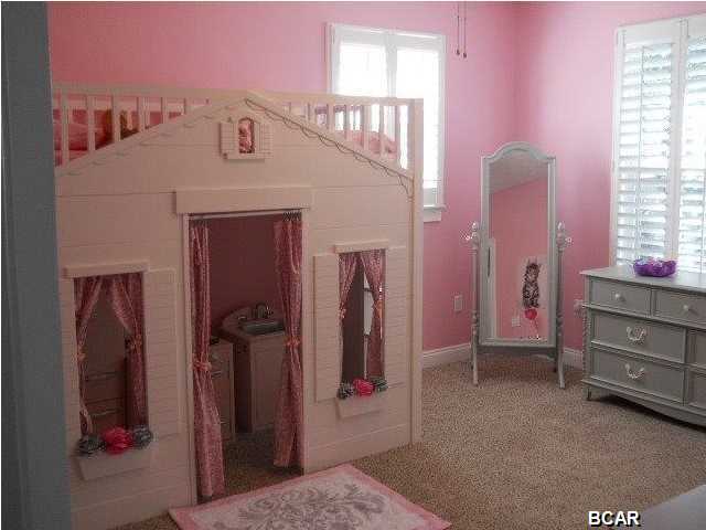 Riverside - Residential