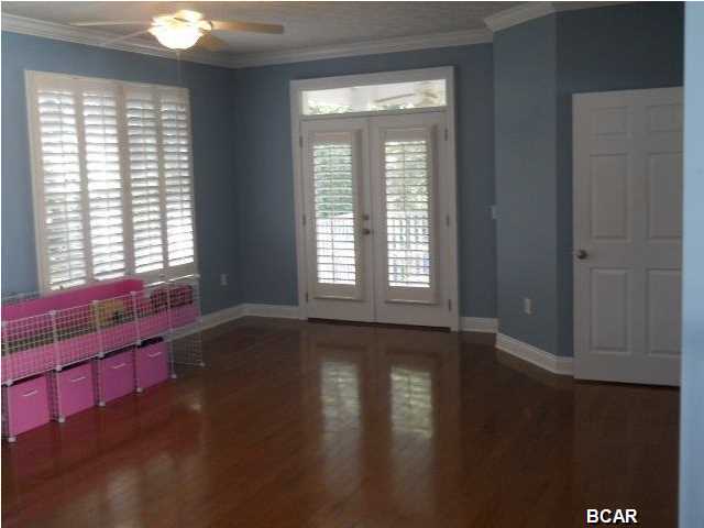 Riverside - Residential