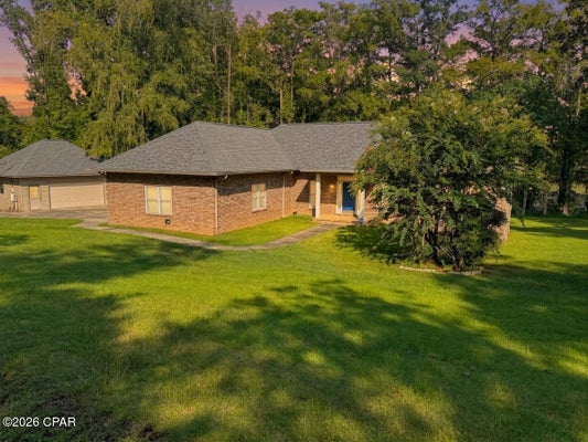 5255 LIMESTONE LN, MARIANNA, FL 32446 - Image 90b5bc7c4c996dd8f2e5dc9bfcbd6bd5/1832451144