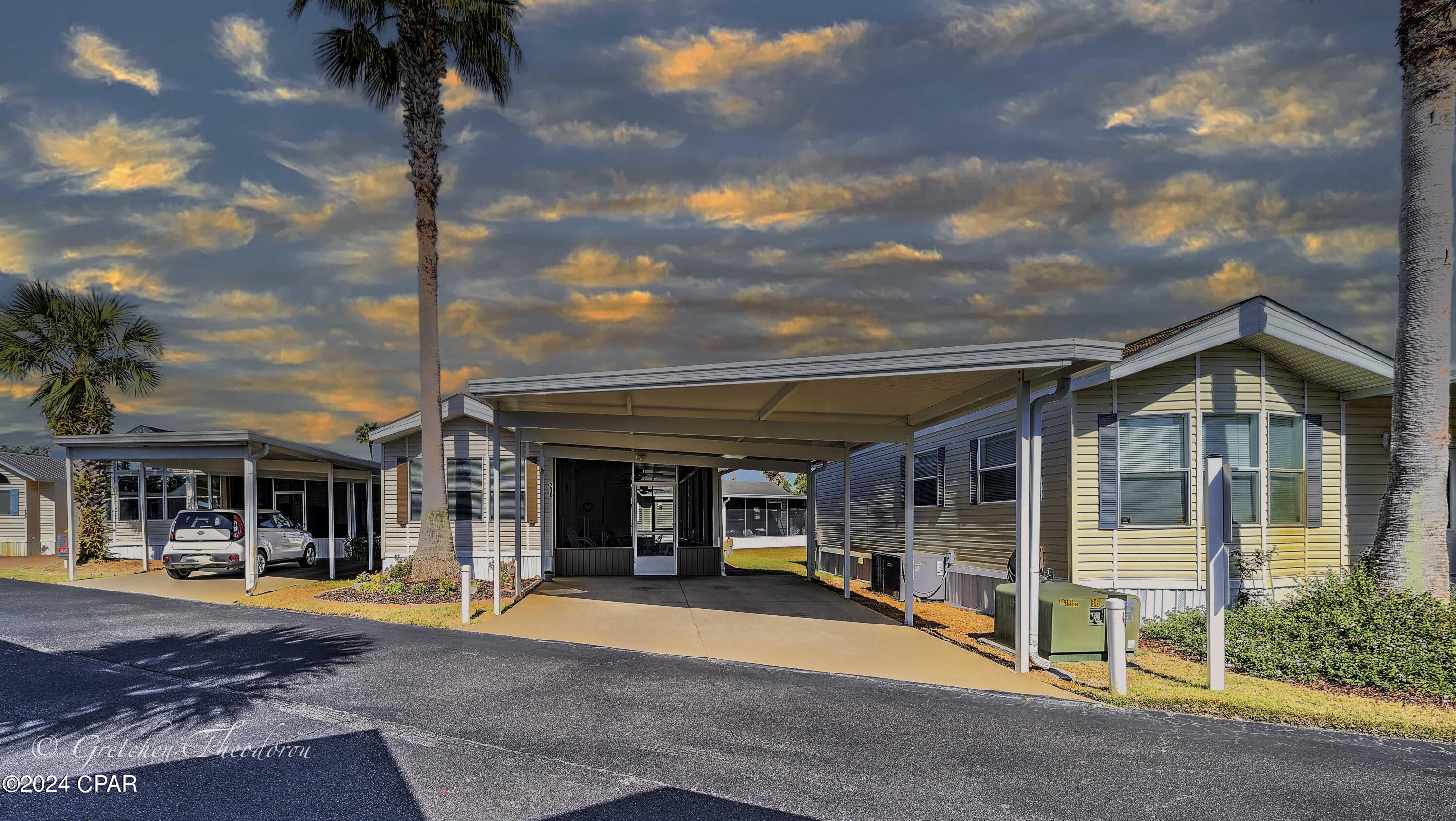 Emerald Pointe Resort - Residential