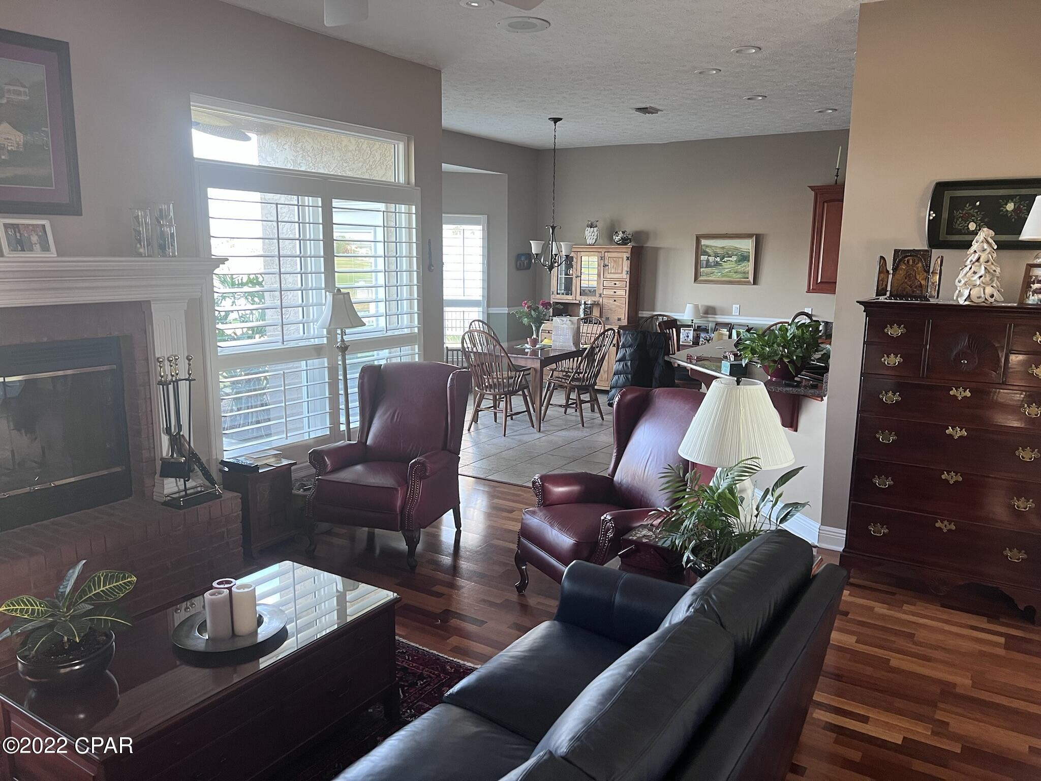 Country Club Harbour Estates - Residential