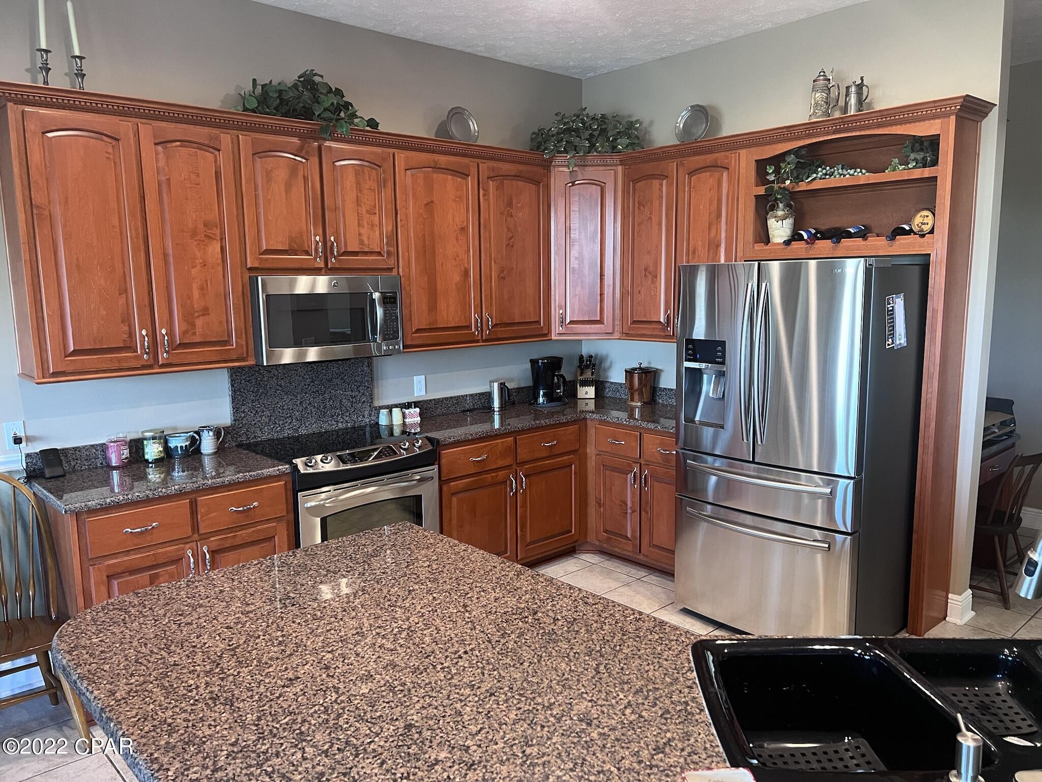 Country Club Harbour Estates - Residential