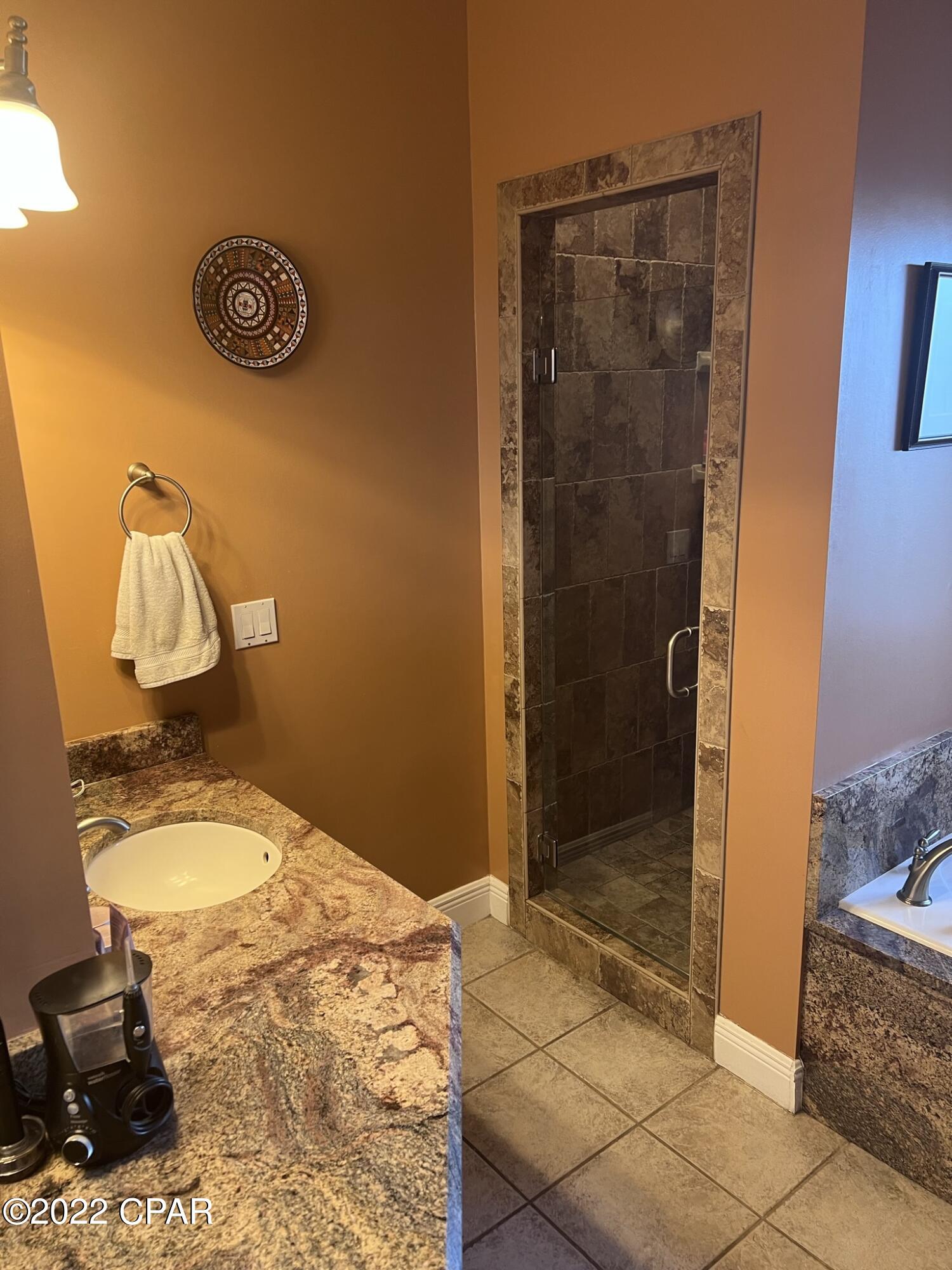 Country Club Harbour Estates - Residential