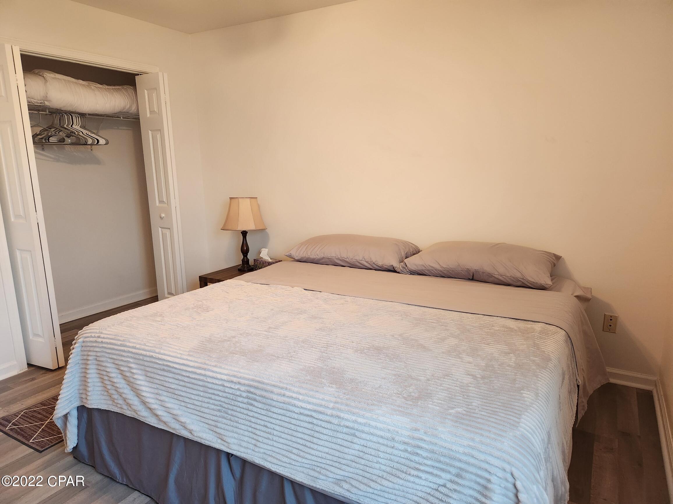 Shadow Bay Unit 5 - Residential