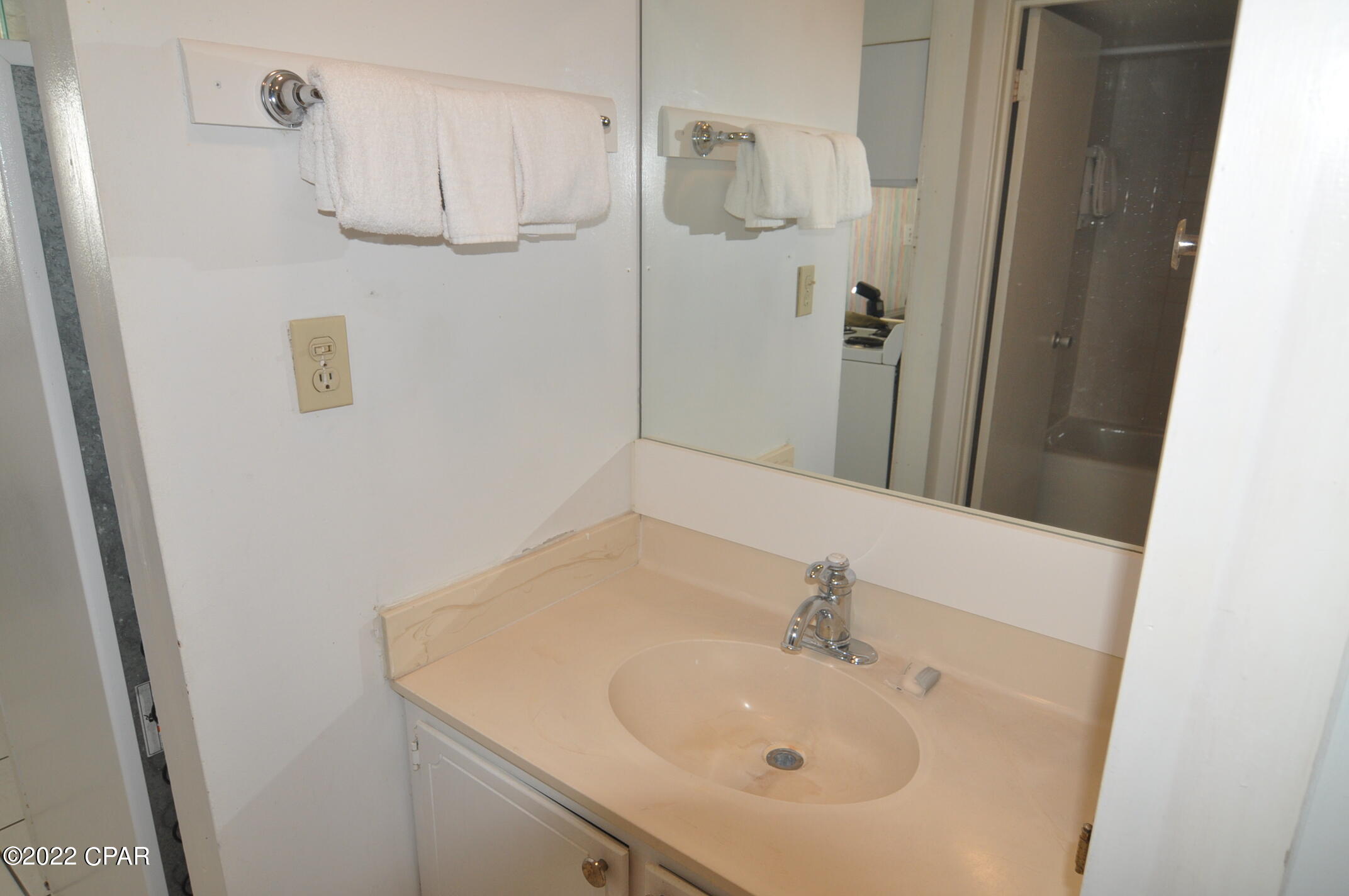 Fontainebleau Terrace - Residential