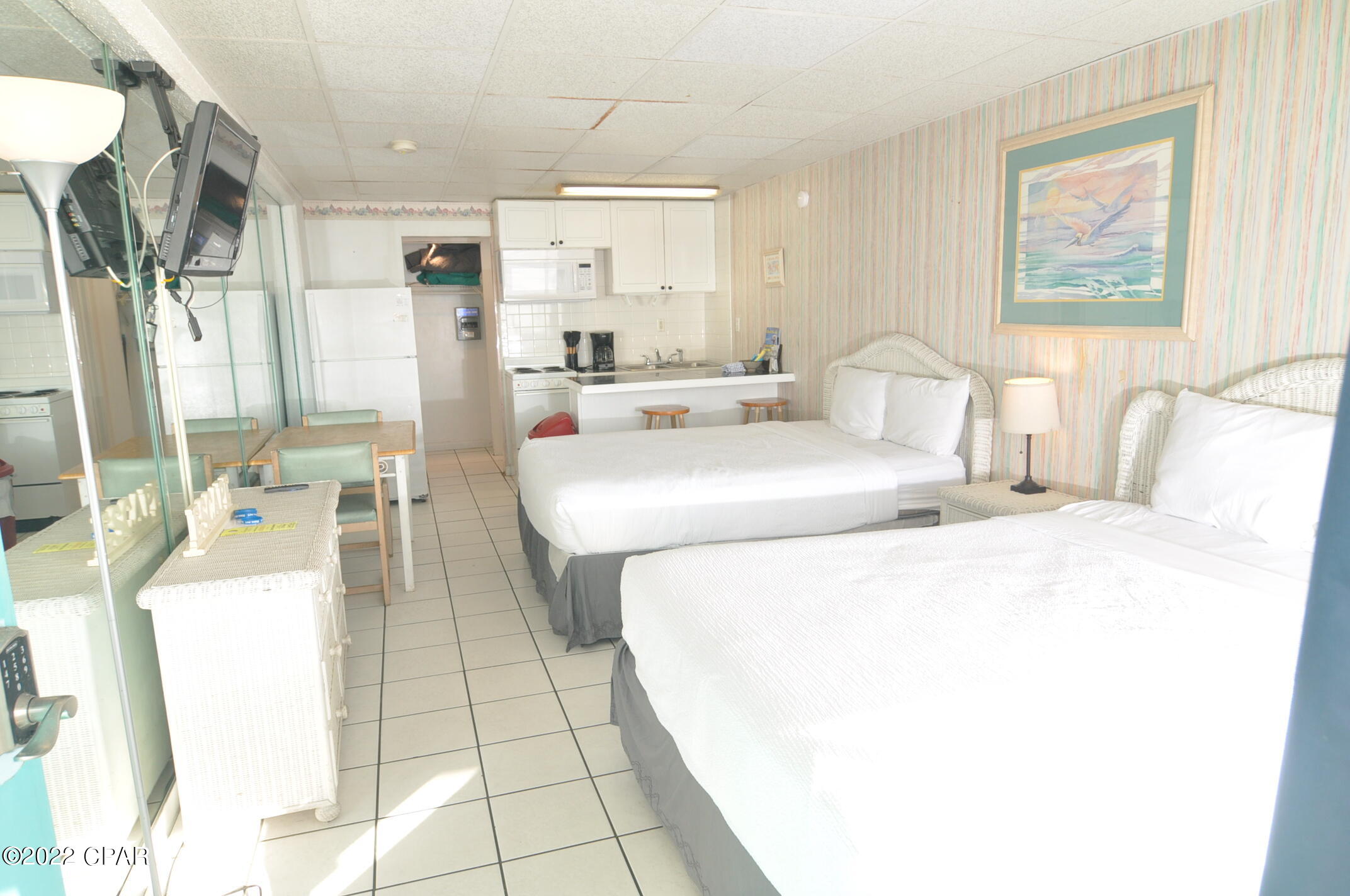 Fontainebleau Terrace - Residential