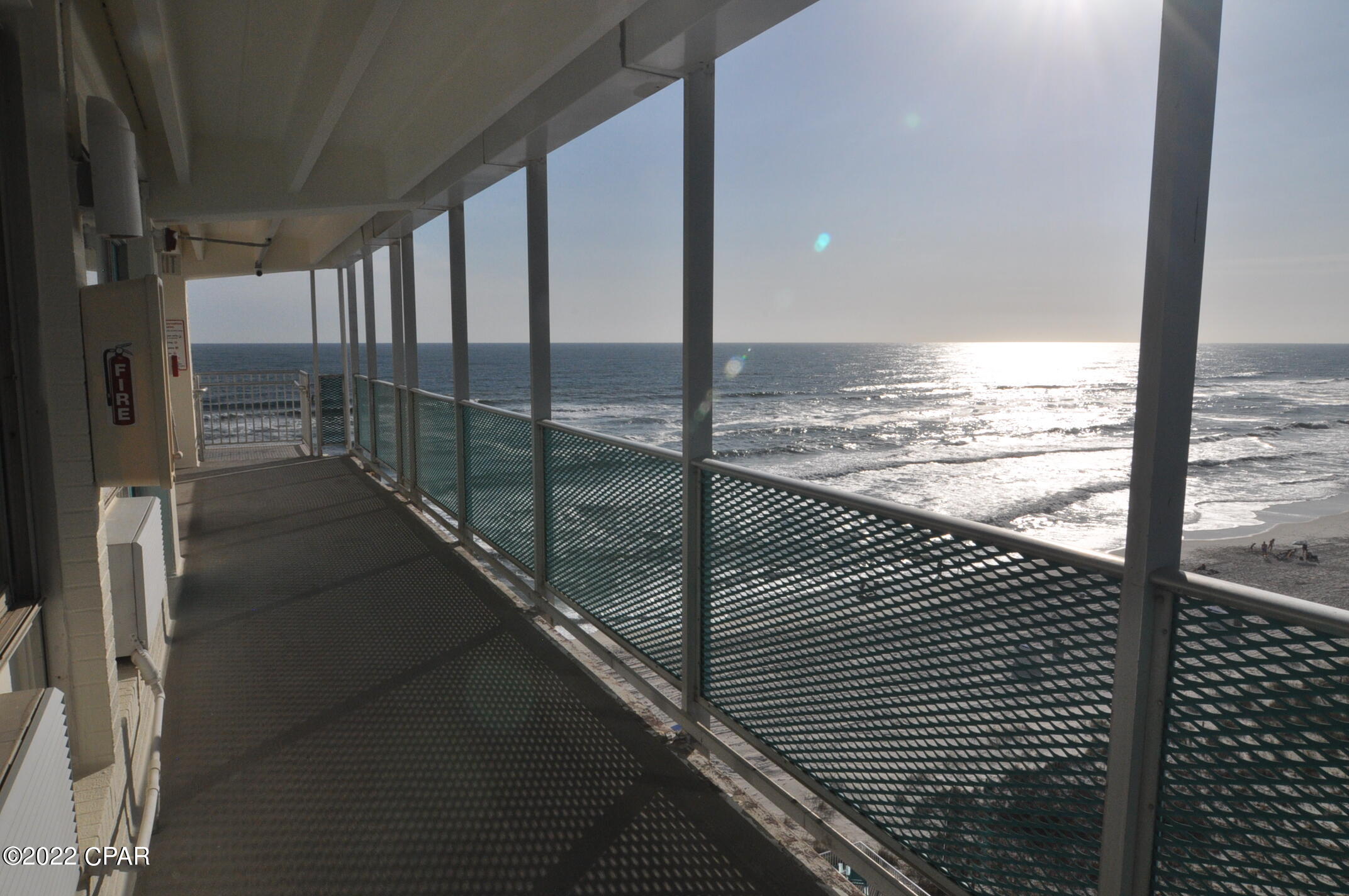 Fontainebleau Terrace - Residential
