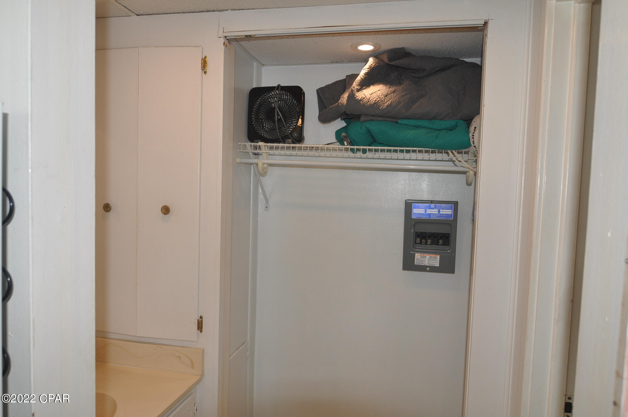 Fontainebleau Terrace - Residential