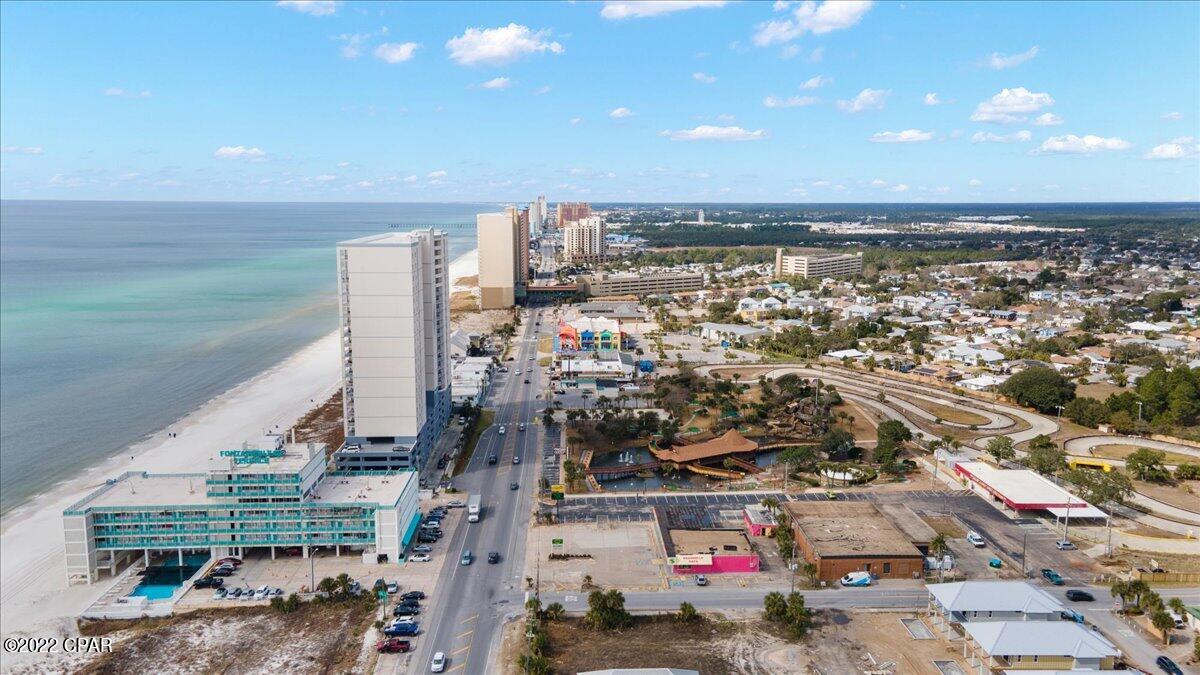 Fontainebleau Terrace - Residential