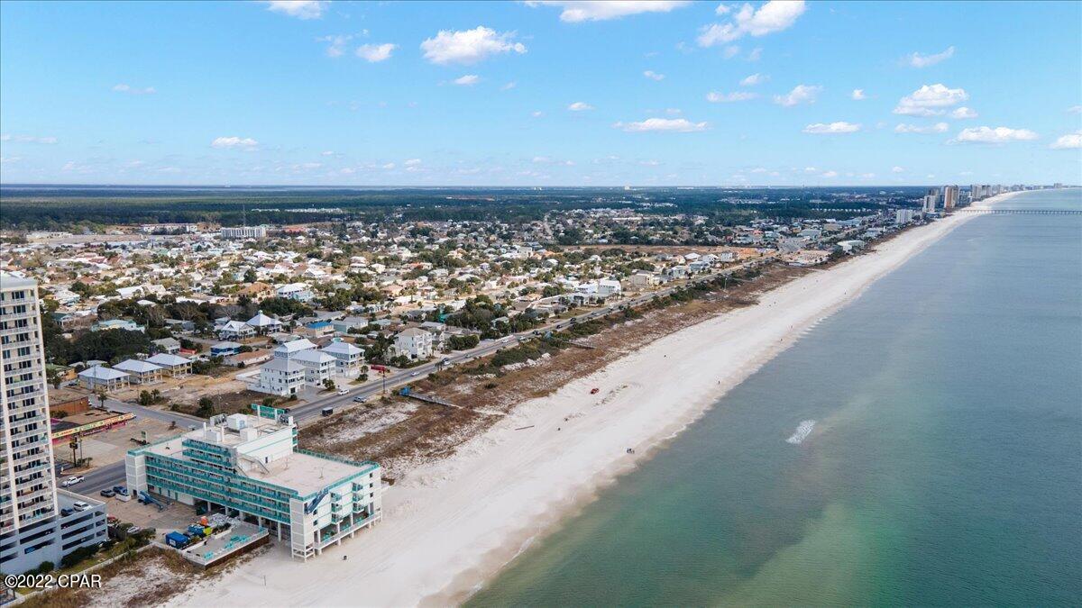 Fontainebleau Terrace - Residential