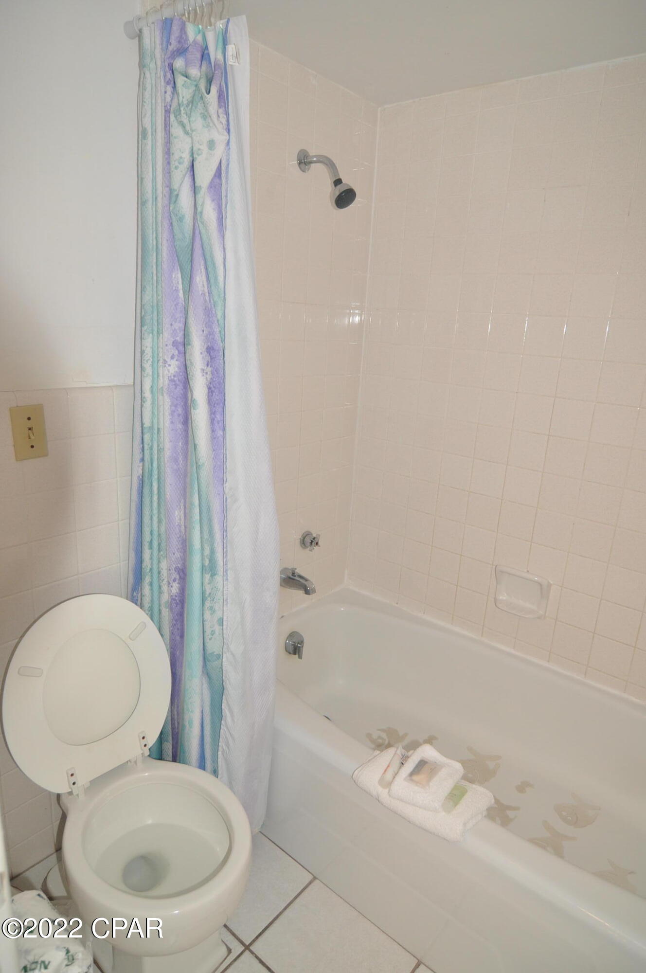 Fontainebleau Terrace - Residential