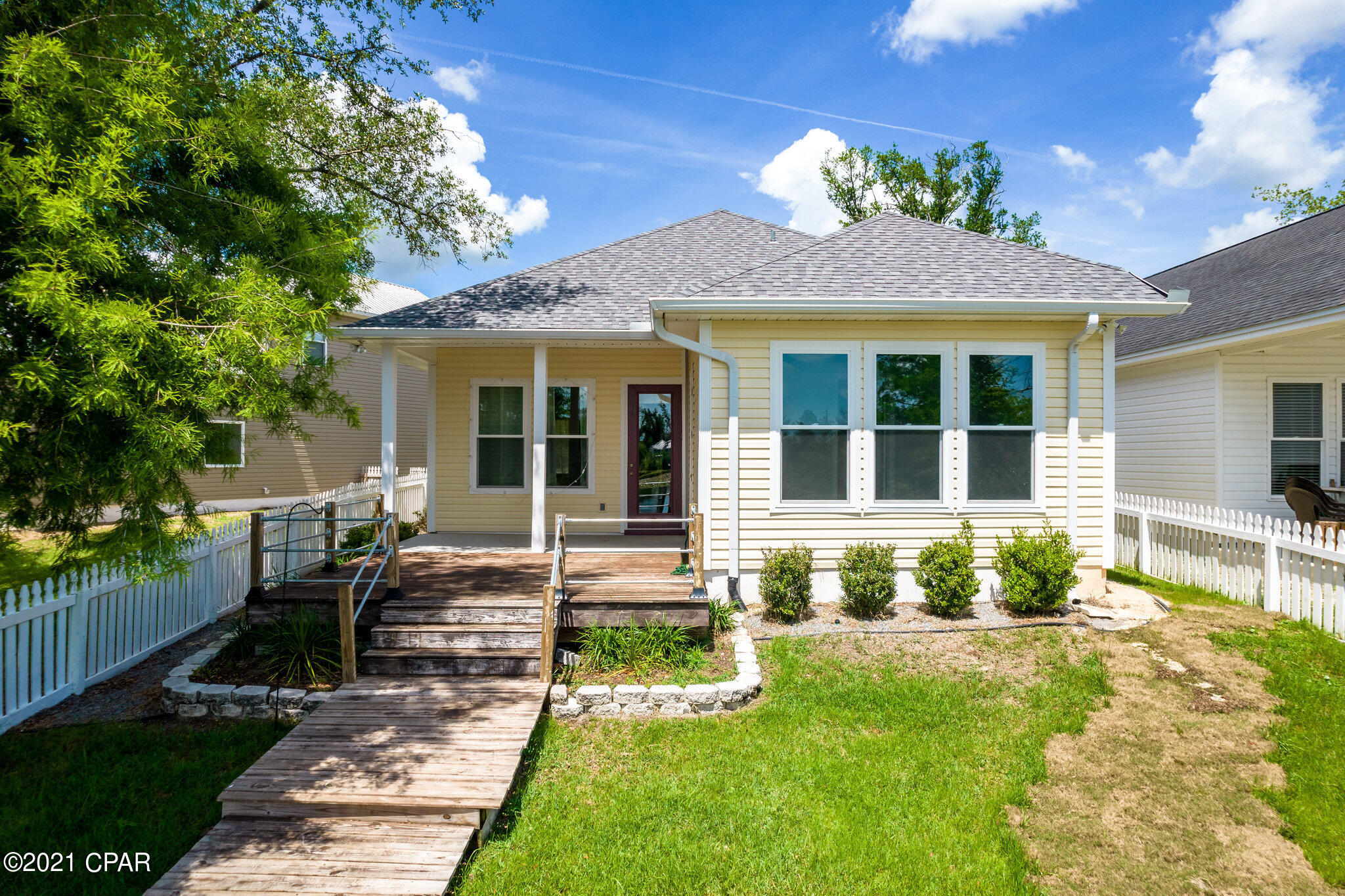 Lakeshore Landing - Residential