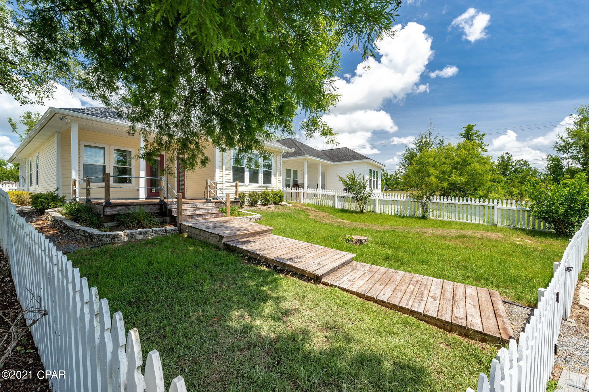 Lakeshore Landing - Residential