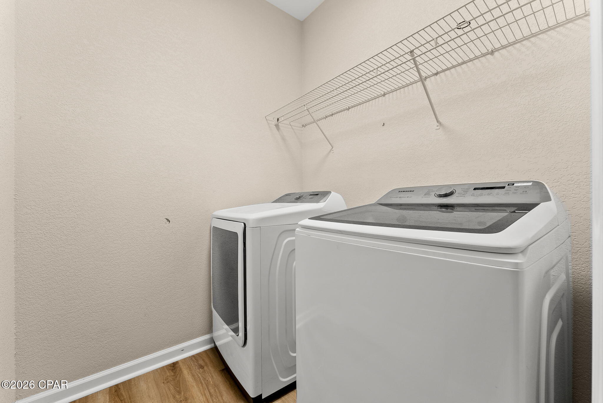 North Lagoon Oaks - Residential