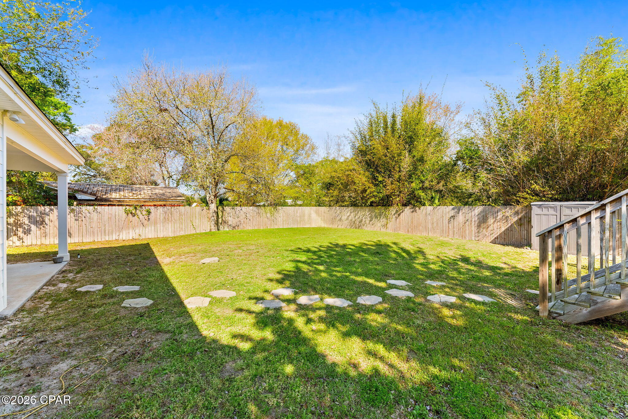 North Lagoon Oaks - Residential