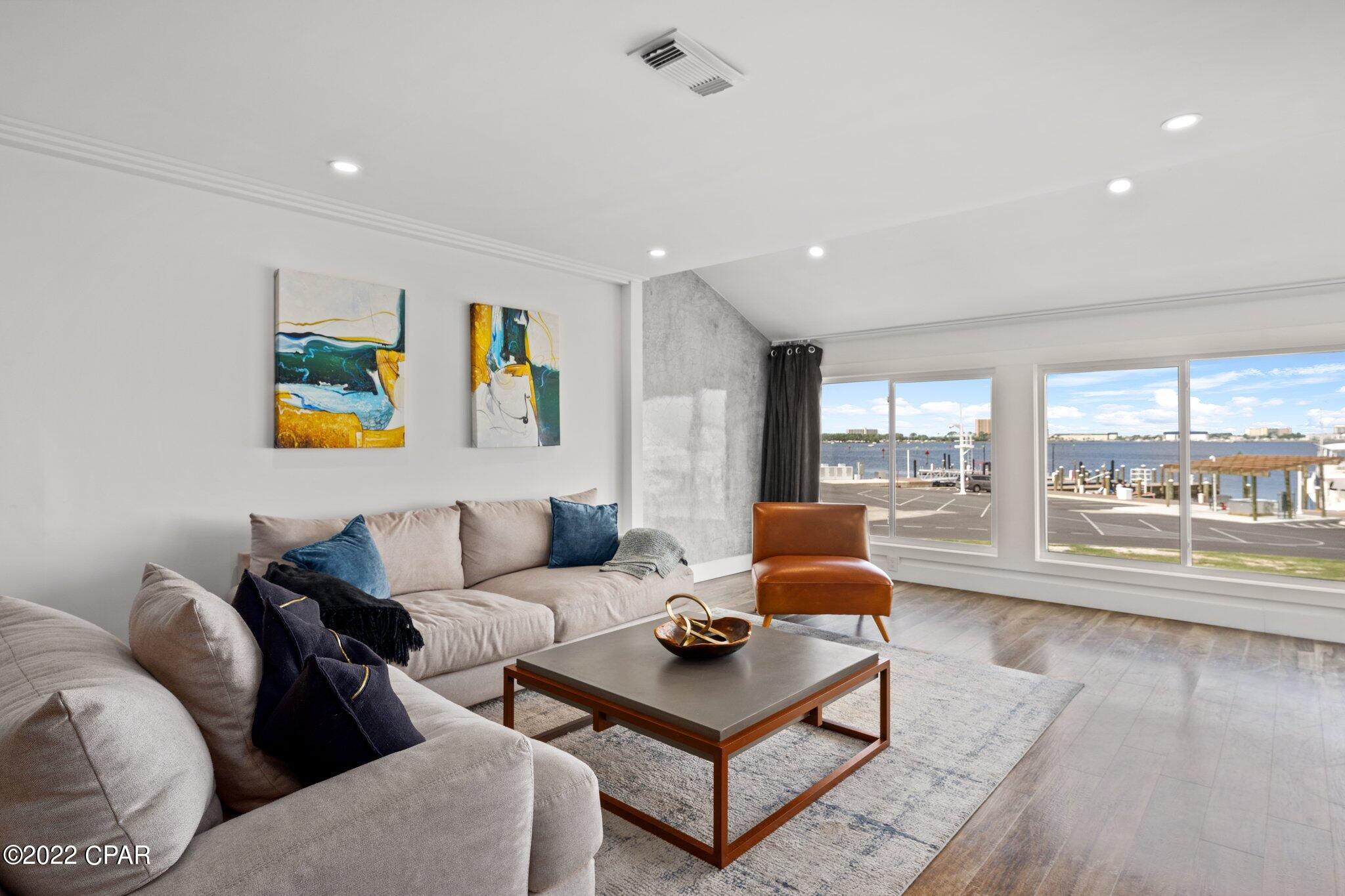 Bay Point Harbour Villas - Residential