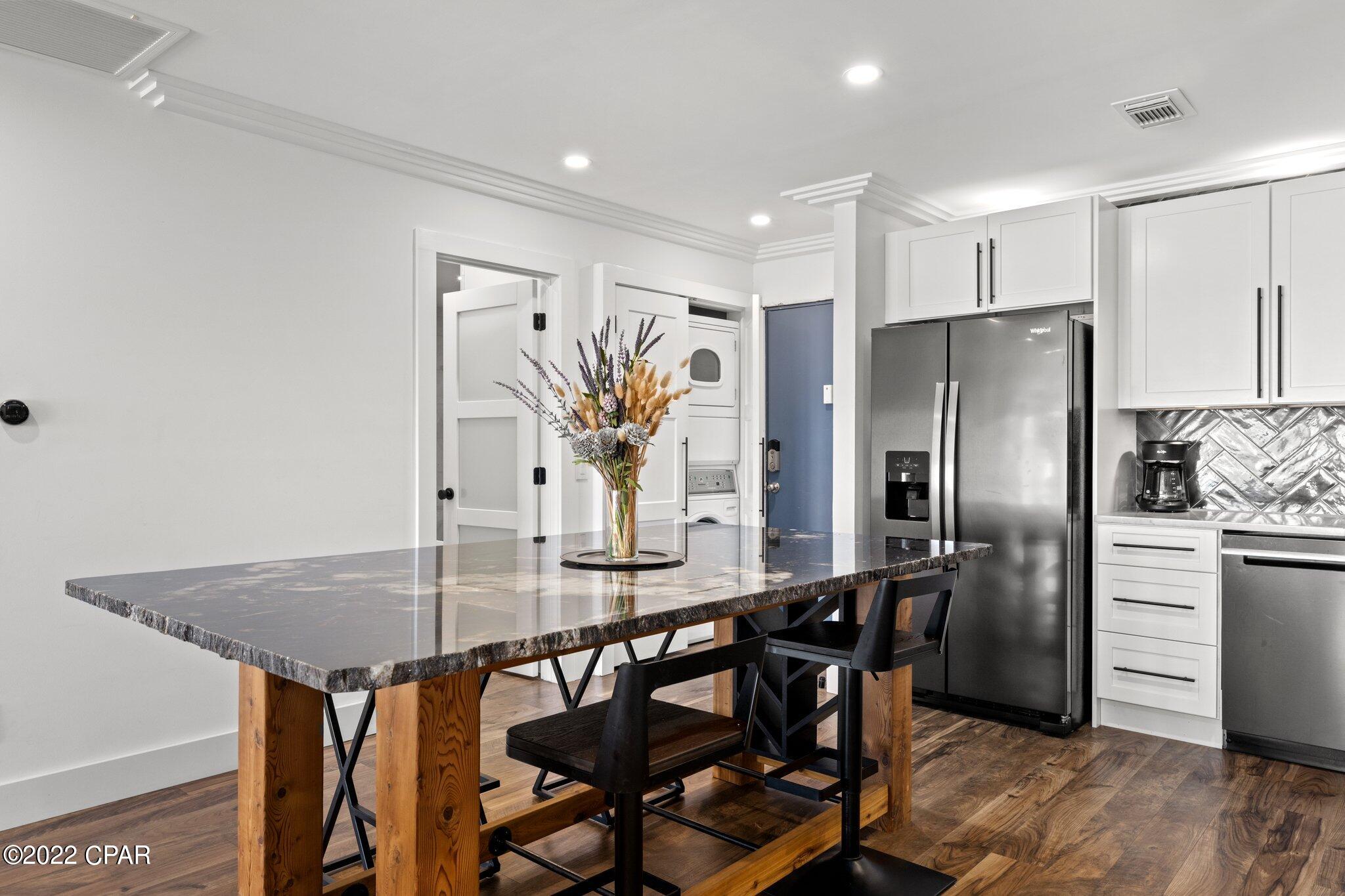 Bay Point Harbour Villas - Residential