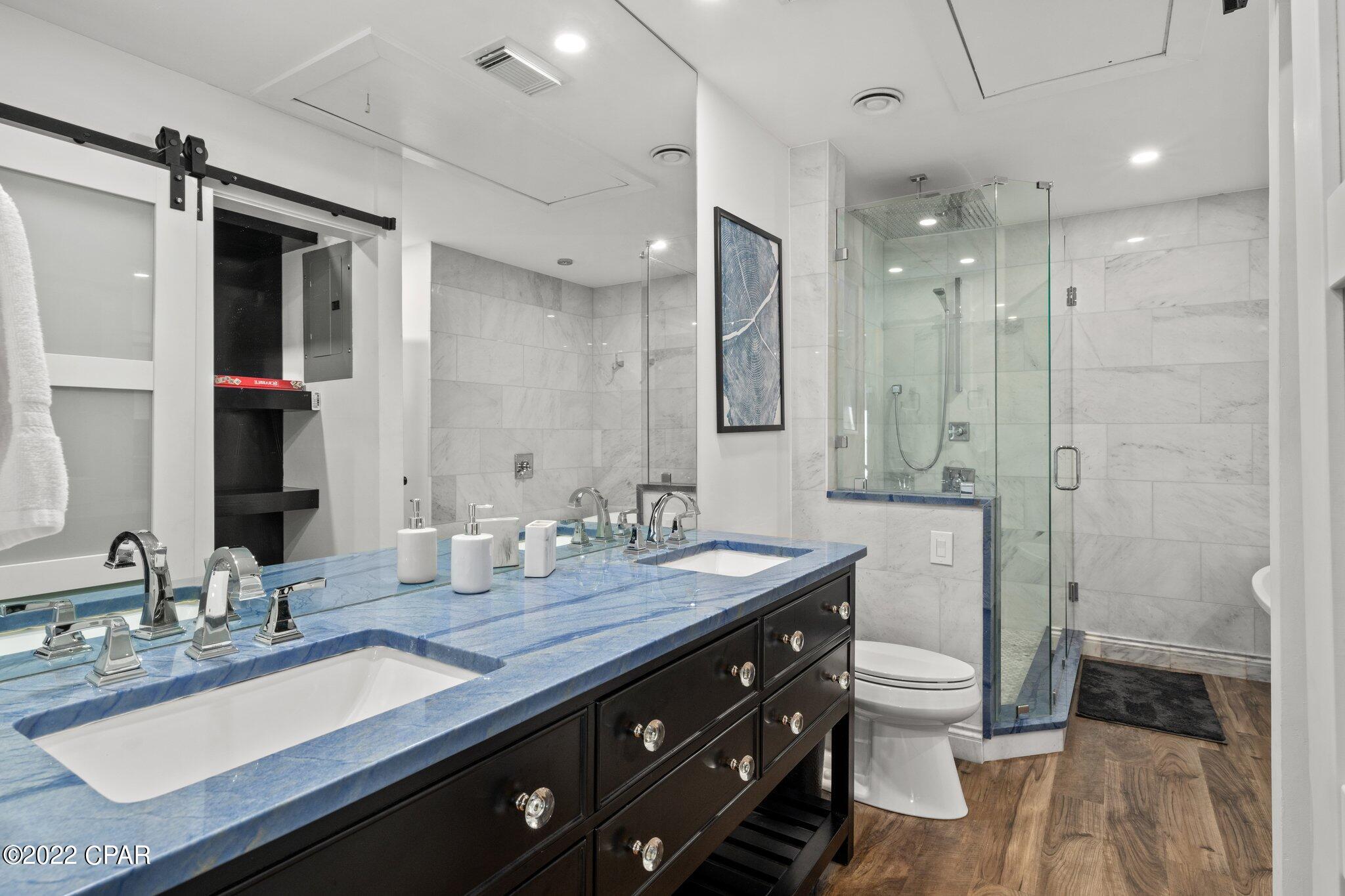 Bay Point Harbour Villas - Residential