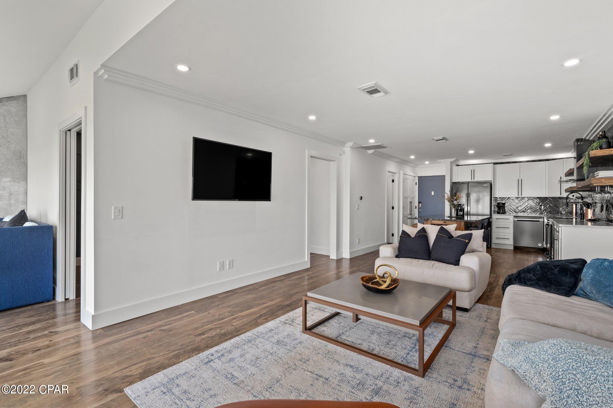 Bay Point Harbour Villas - Residential