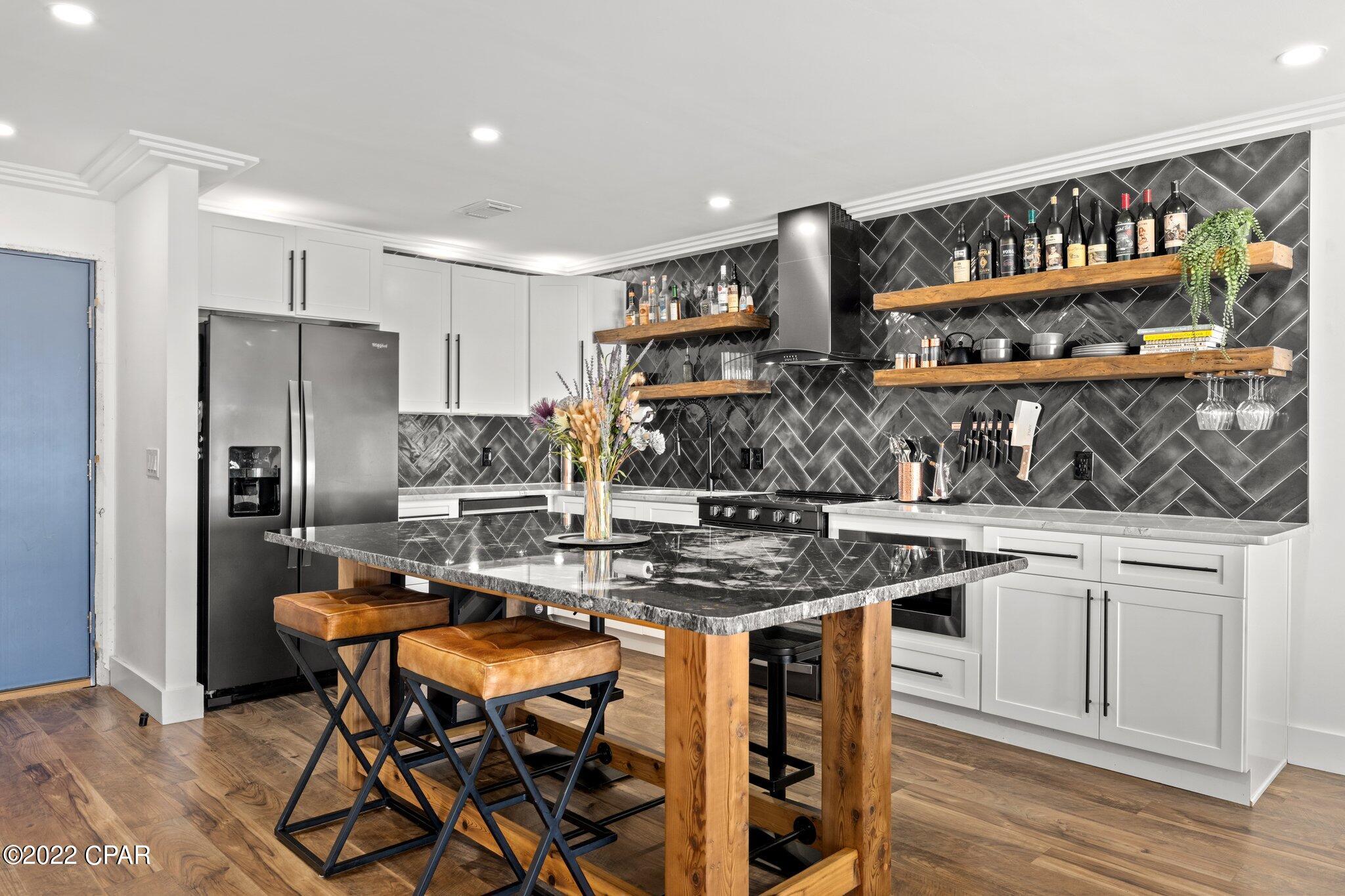 Bay Point Harbour Villas - Residential