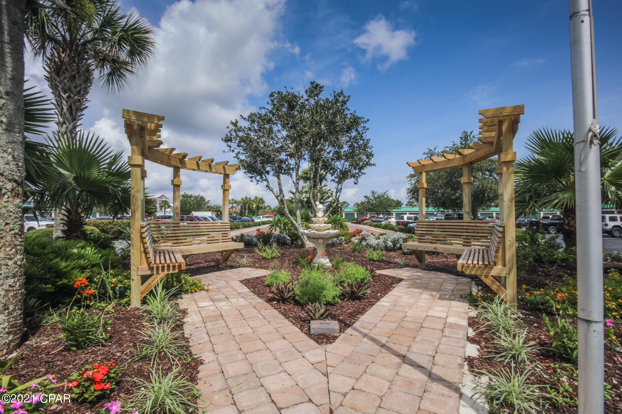 Hibiscus By The Bay - Residential