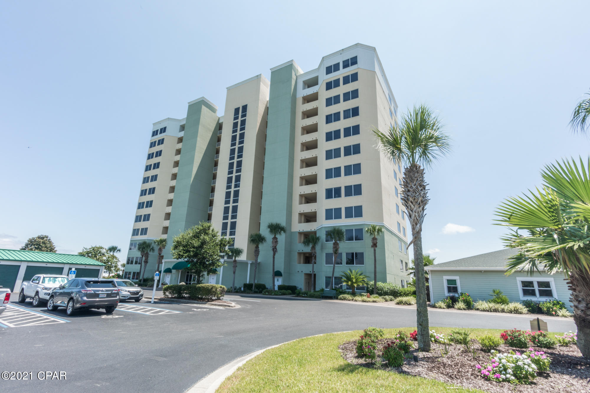 Hibiscus By The Bay - Residential