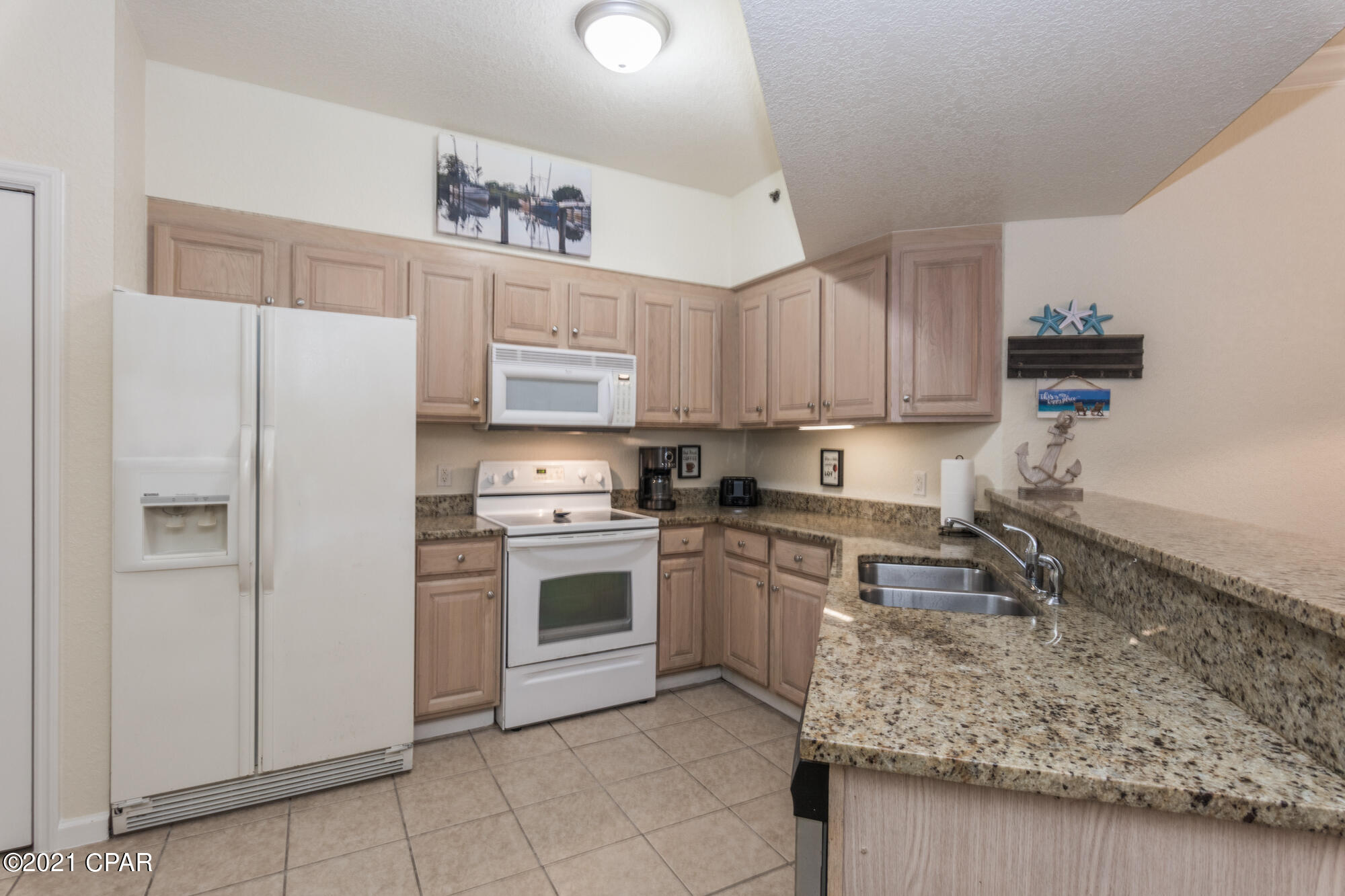 Hibiscus By The Bay - Residential