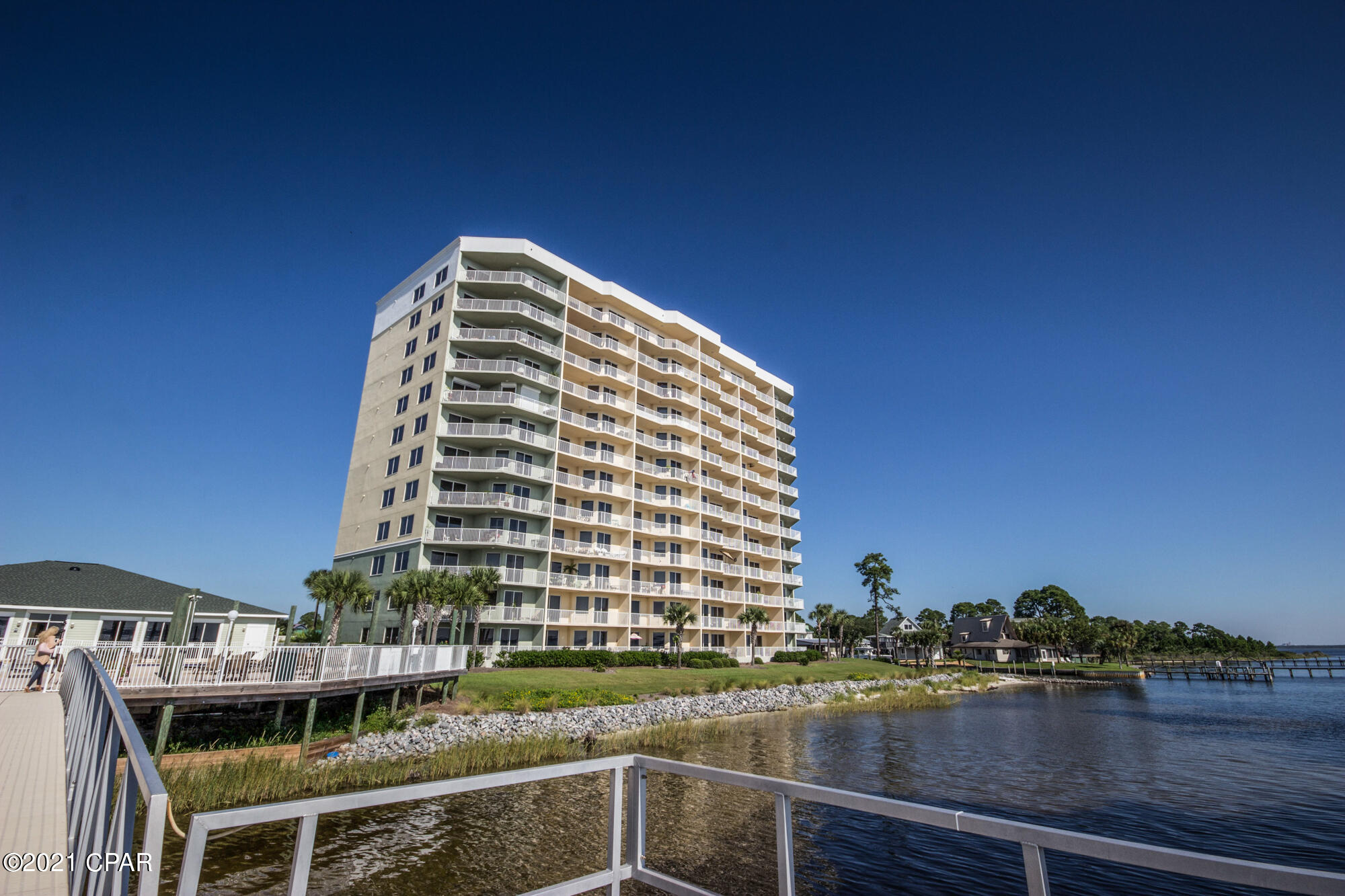 Hibiscus By The Bay - Residential