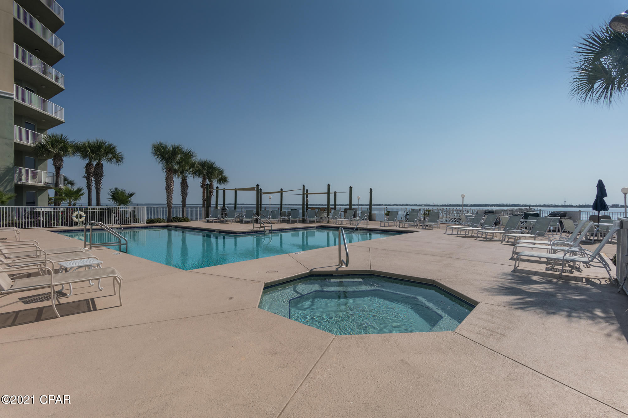 Hibiscus By The Bay - Residential