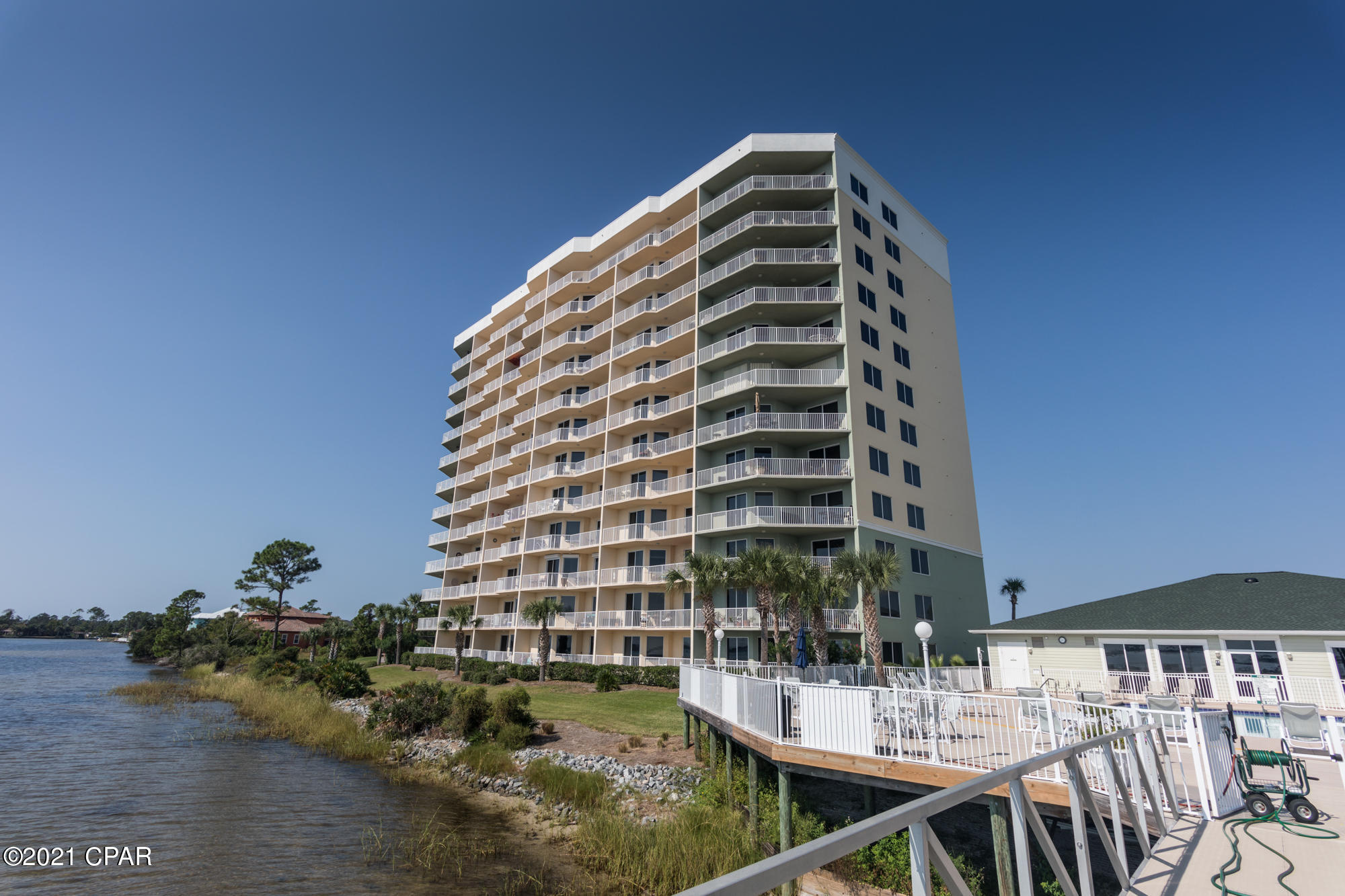 Hibiscus By The Bay - Residential