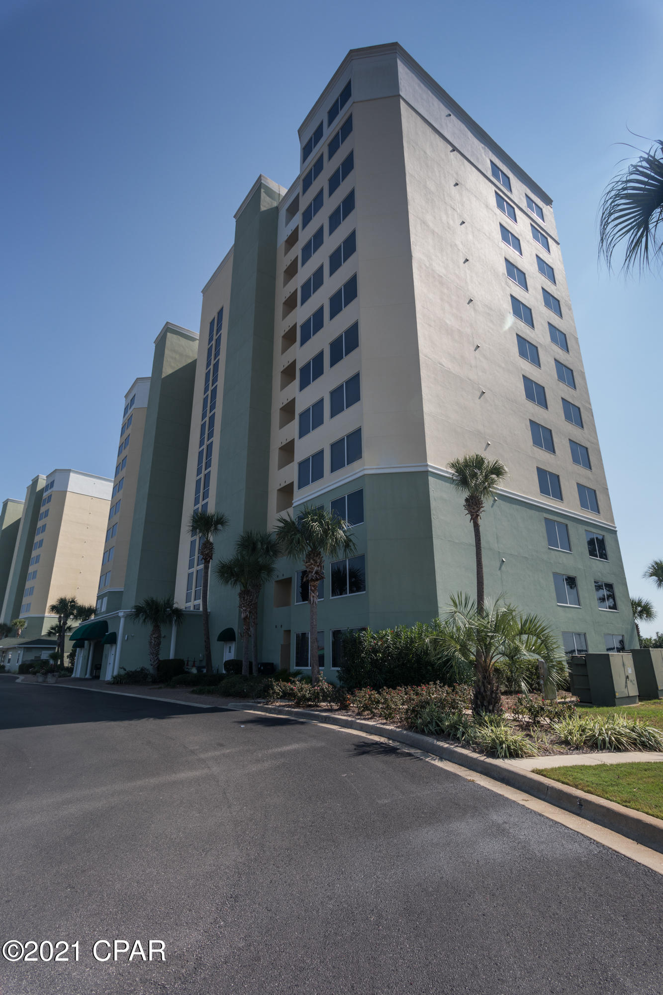 Hibiscus By The Bay - Residential