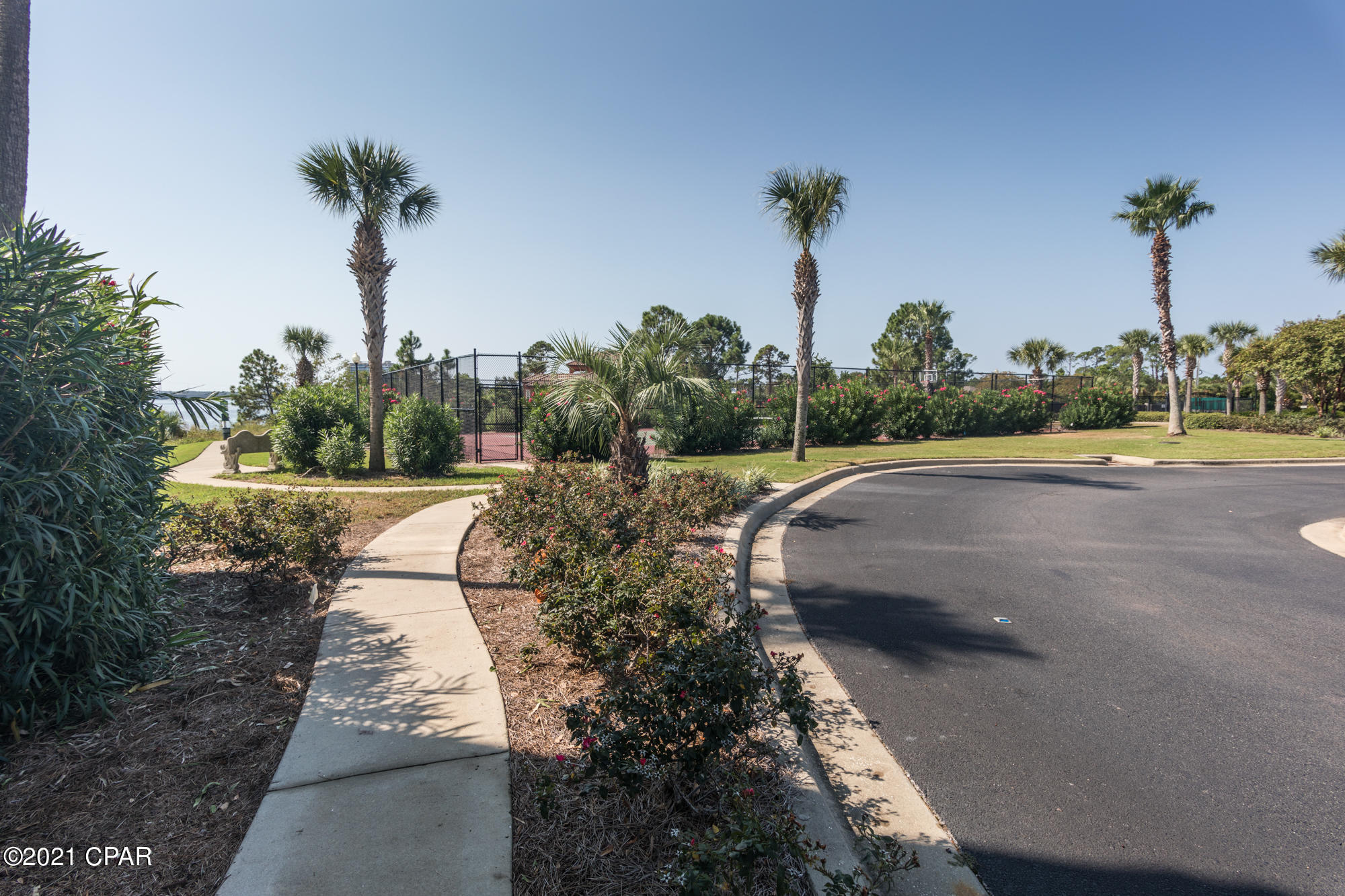 Hibiscus By The Bay - Residential