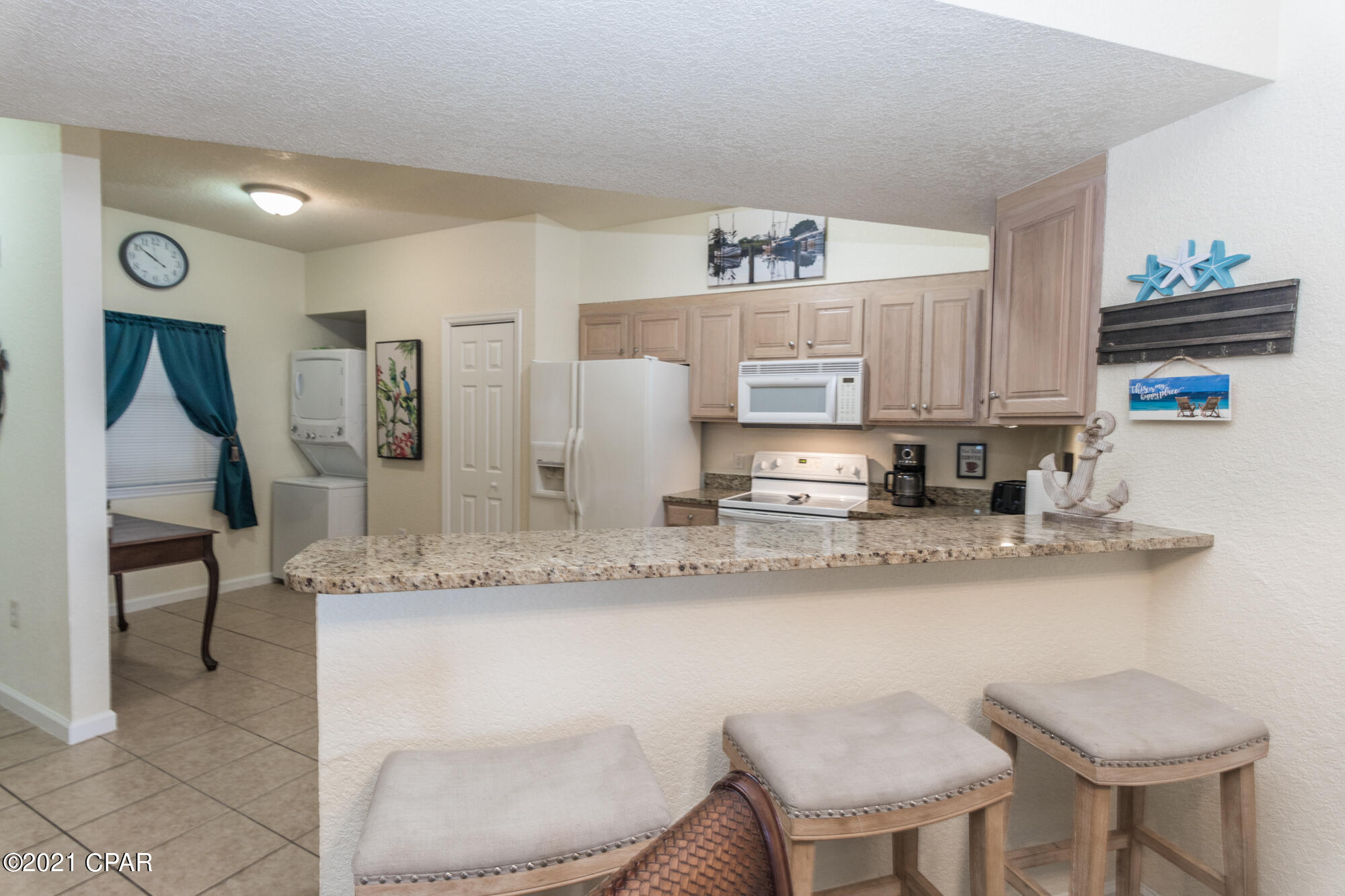 Hibiscus By The Bay - Residential