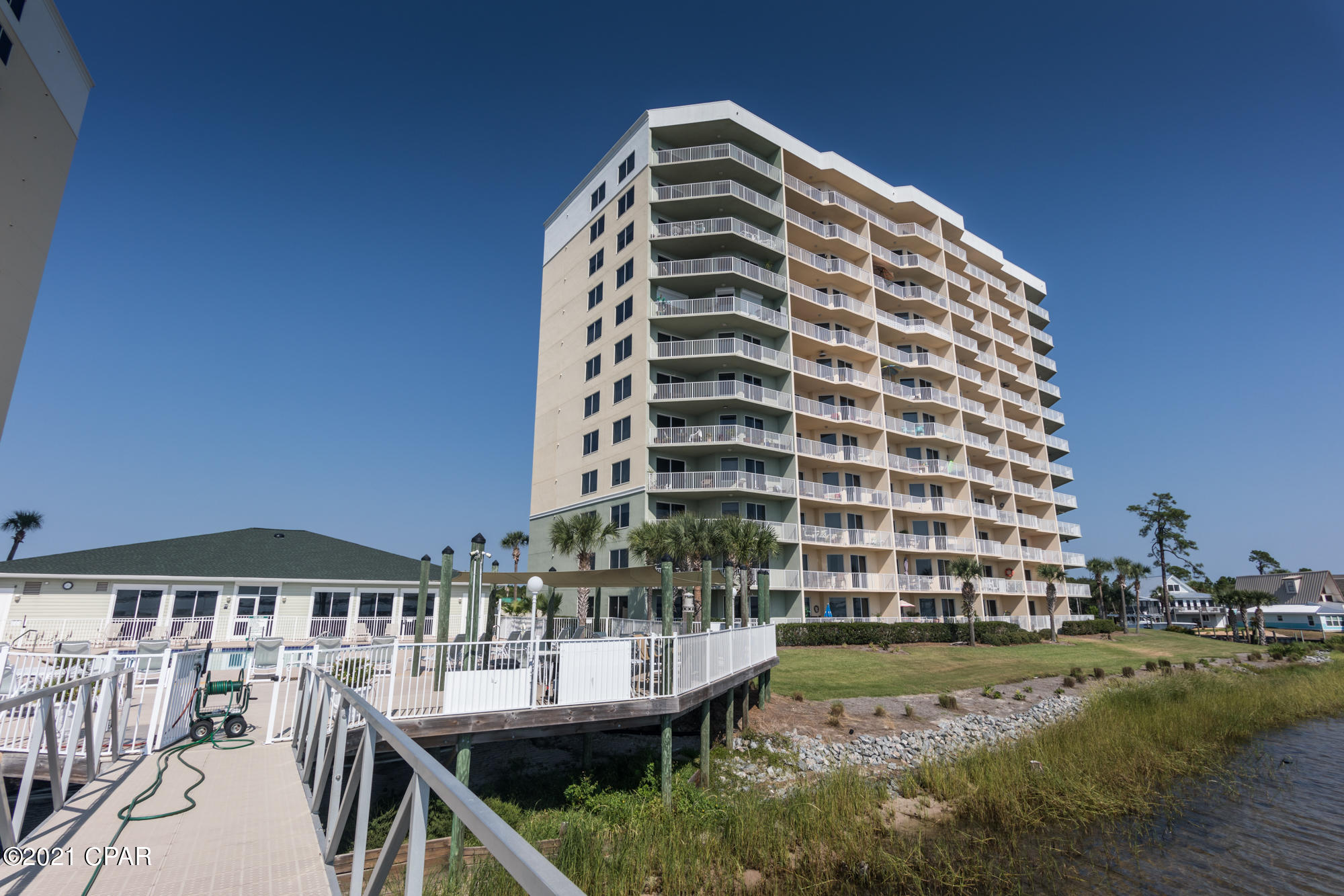 Hibiscus By The Bay - Residential