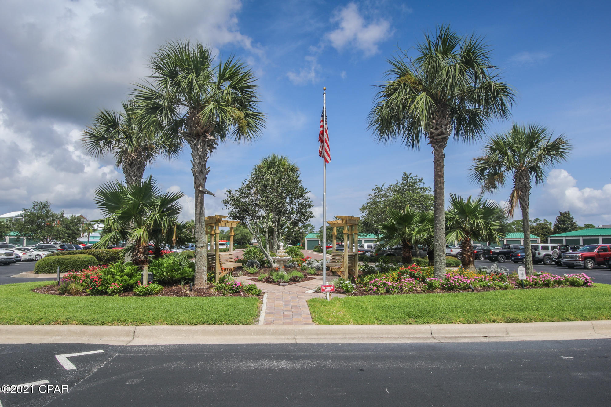 Hibiscus By The Bay - Residential