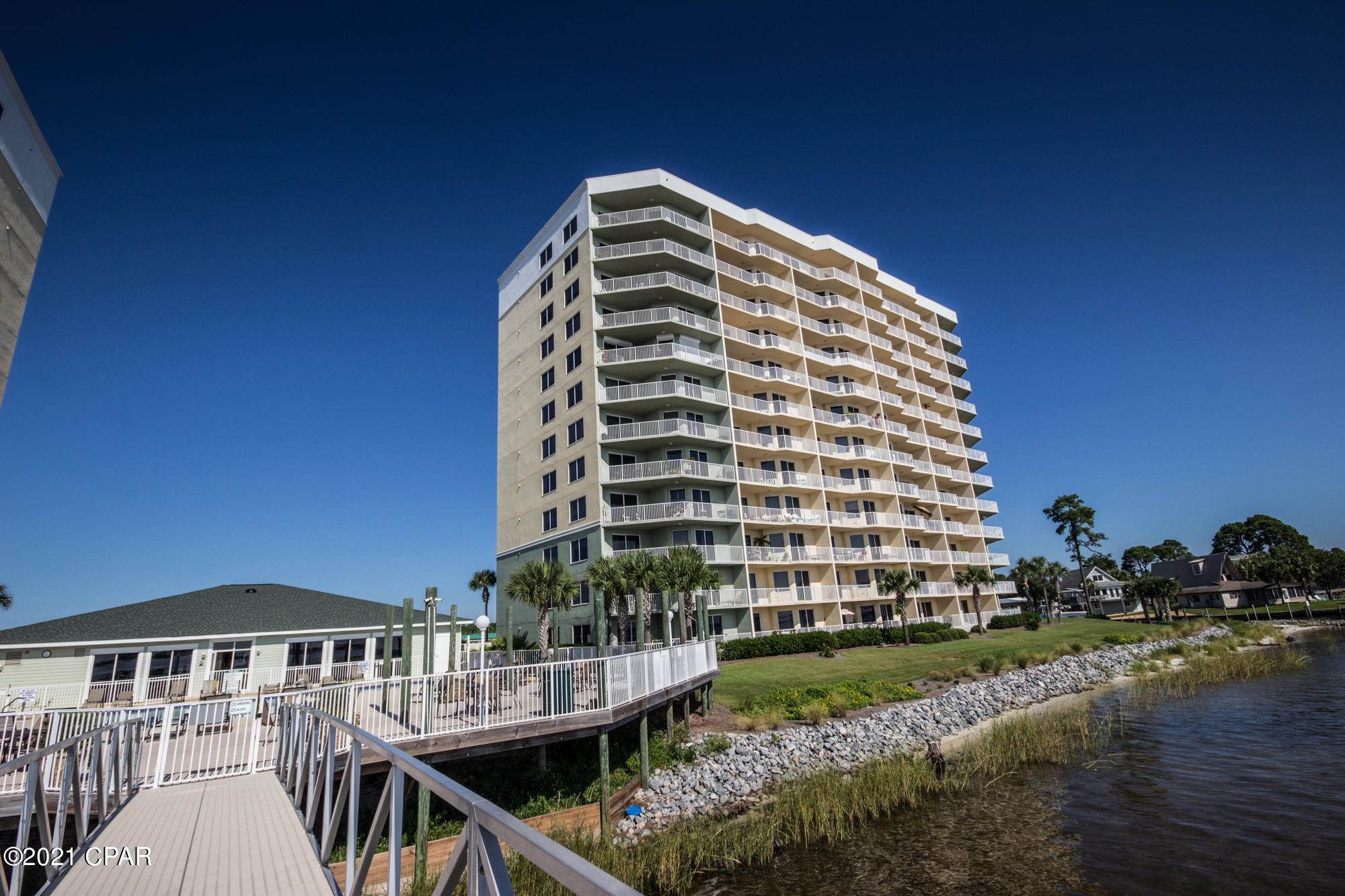 Hibiscus By The Bay - Residential