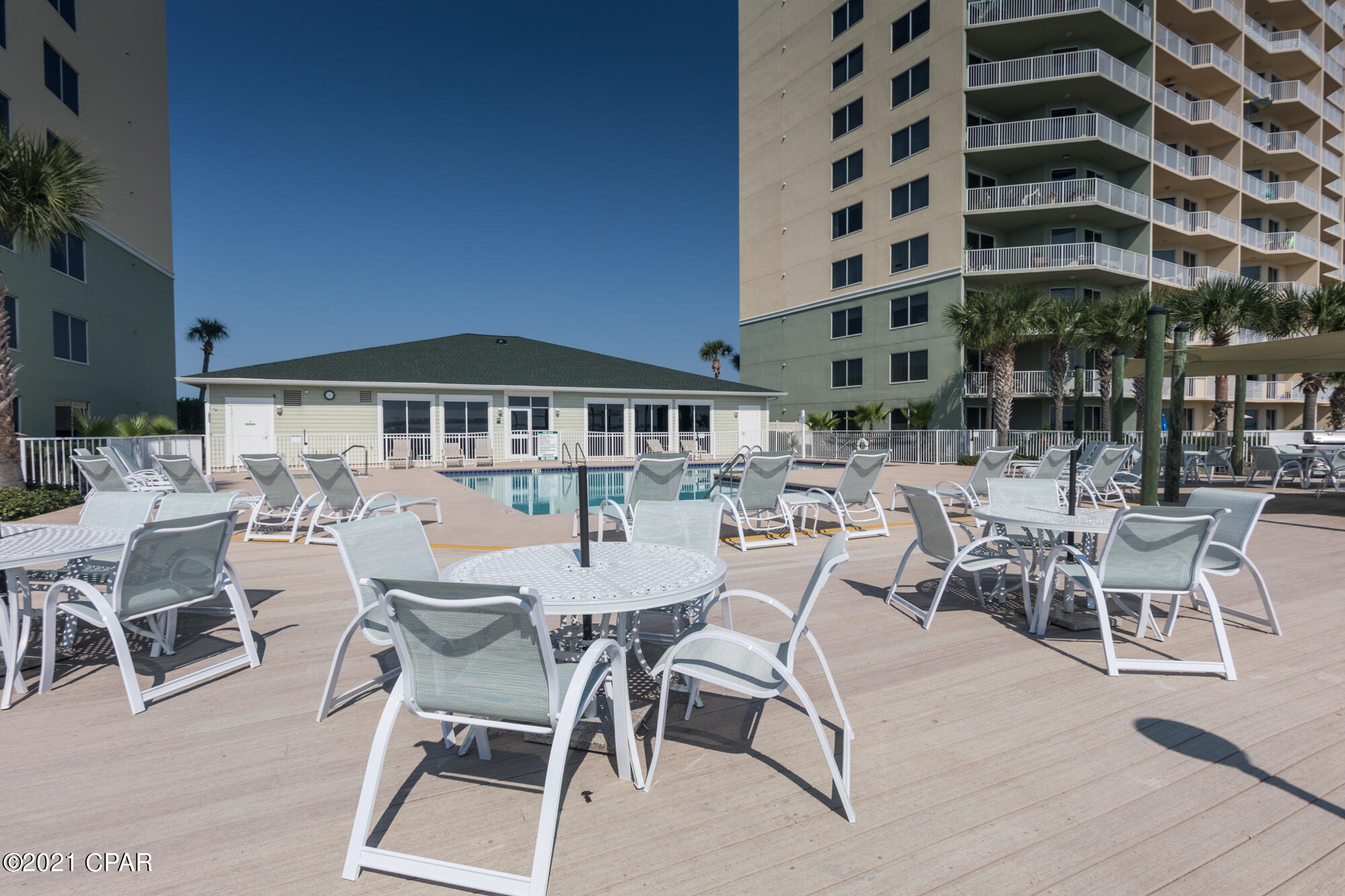 Hibiscus By The Bay - Residential