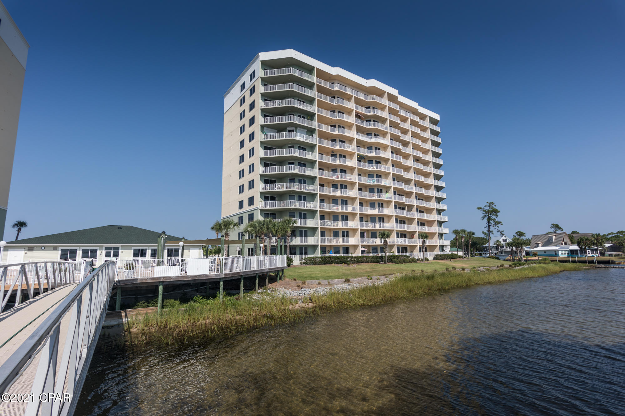 Hibiscus By The Bay - Residential