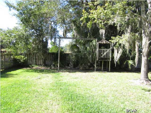 Baywood Shores Estates - Residential Lease