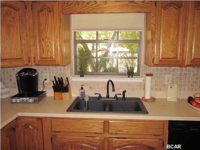Baywood Shores Estates - Residential Lease